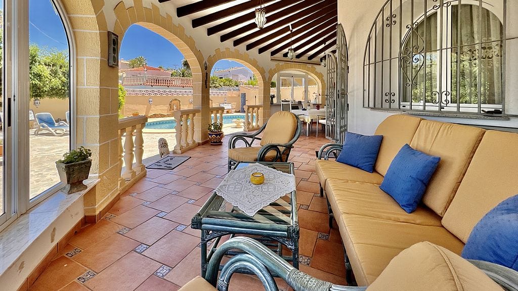 Villa met privé zwembad en uitzicht in Santa Lucia gebied van Denia