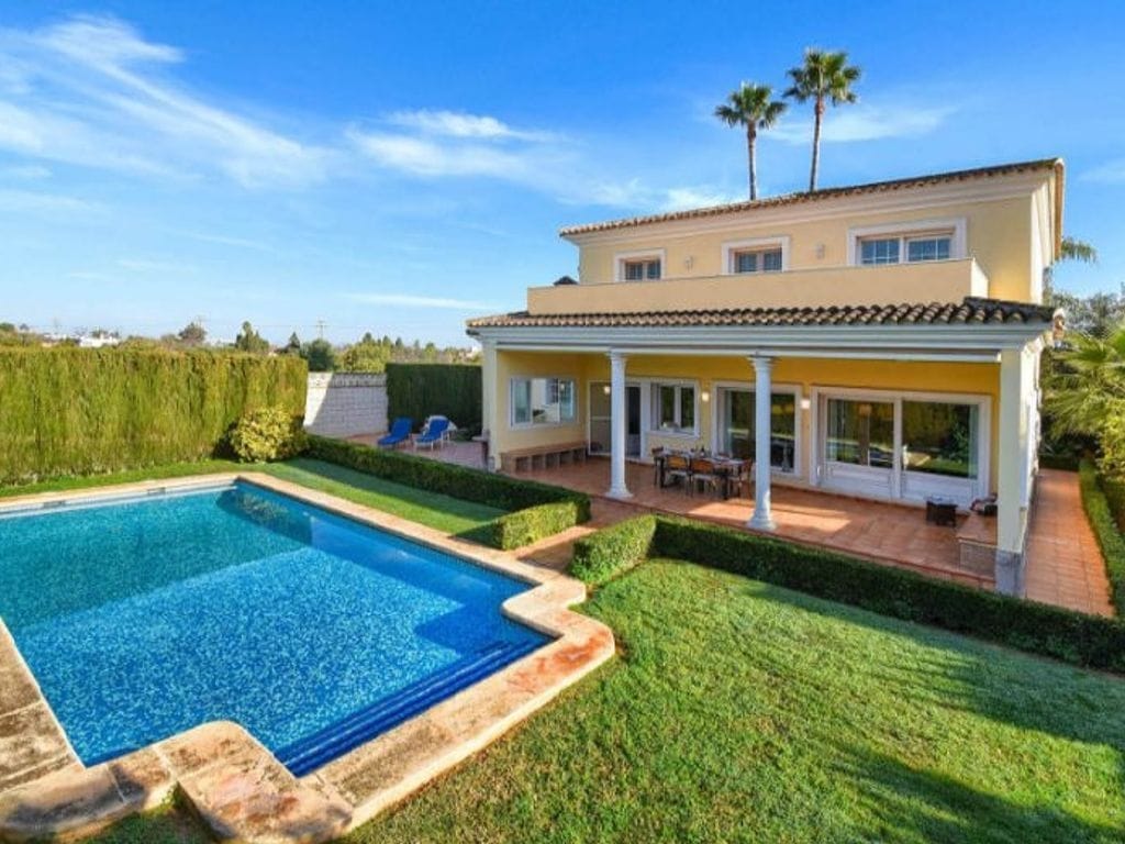 Villa de Lujo en Venta en Dénia, Alicante