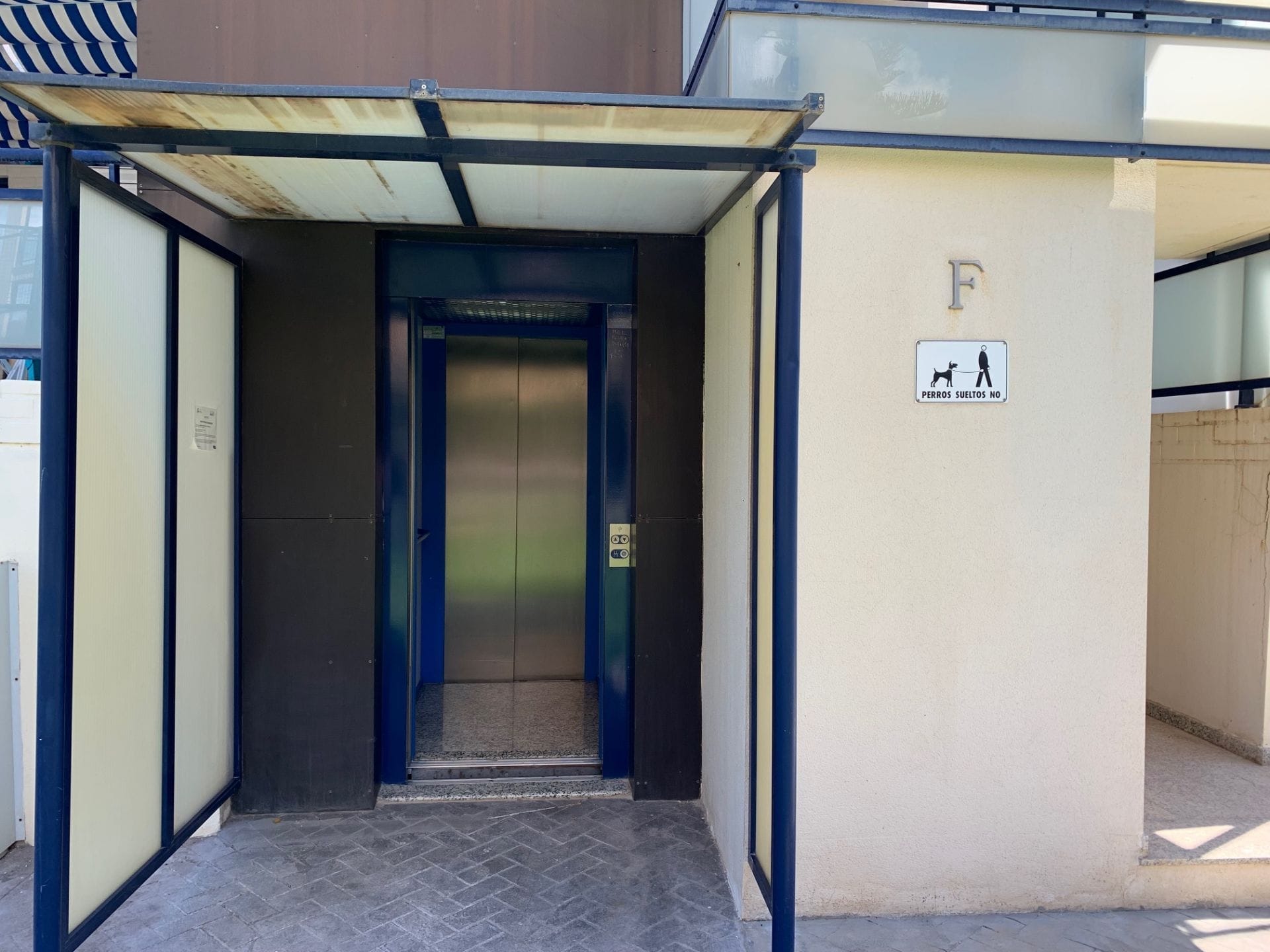 Appartement à vendre à Denia avec vue sur la mer et piscine