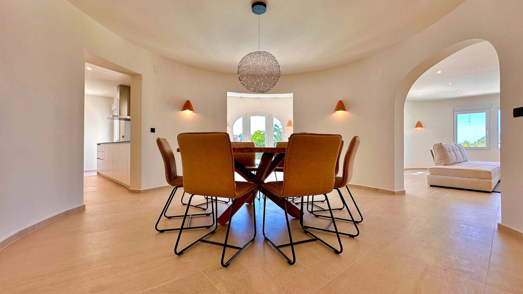 Venta. Chalet/Villa en Moraira