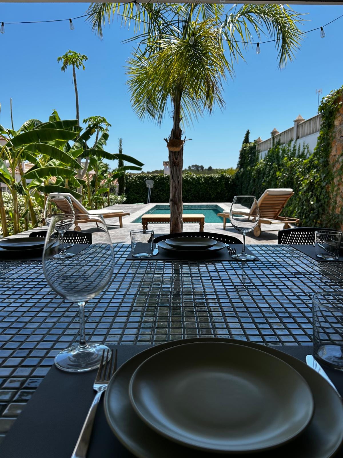 Villa moderne de 4 chambres à Dénia, à distance de marche de la plage.