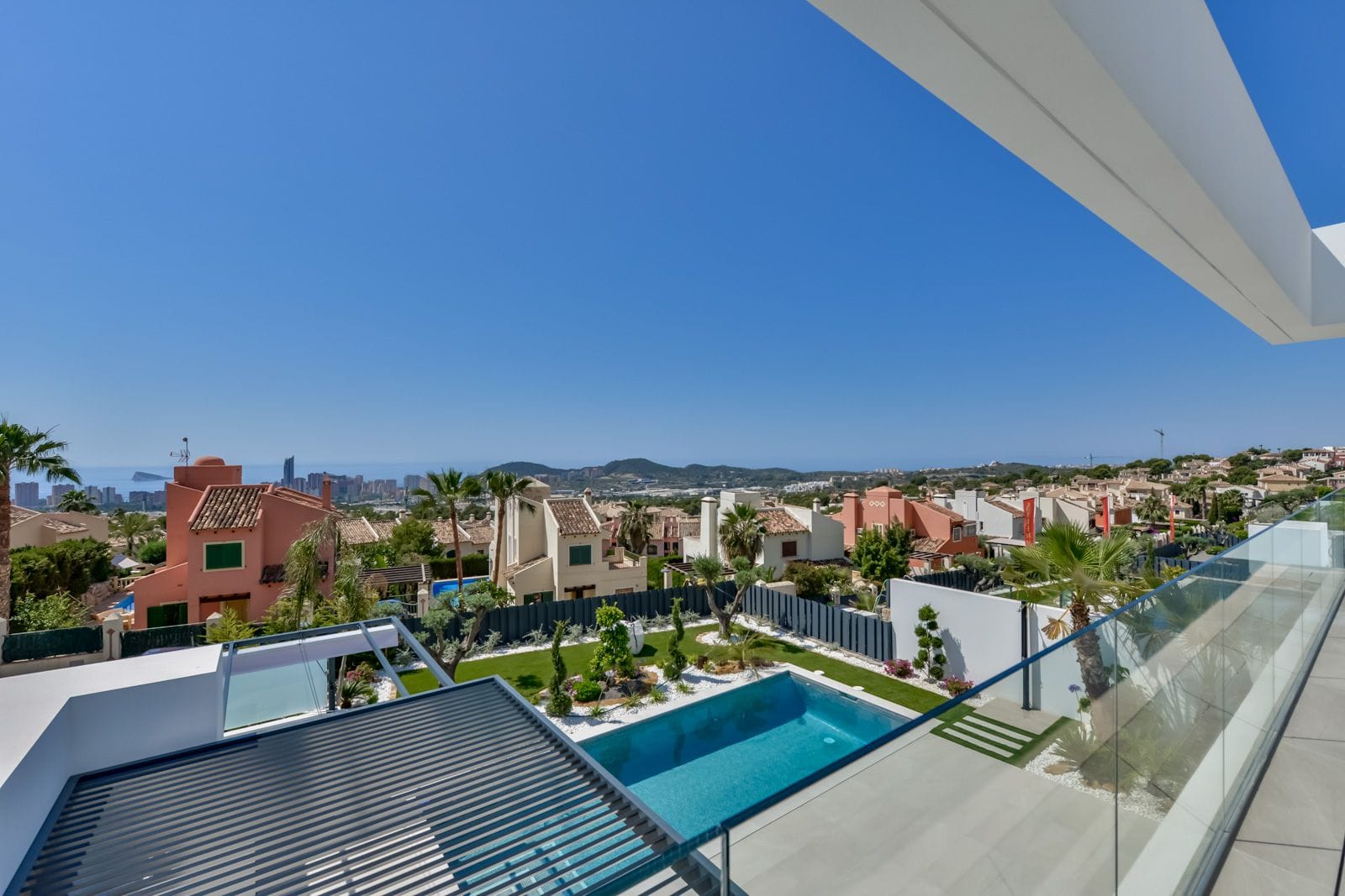 Magnífica villa moderna con vistas al mar en Benidorm