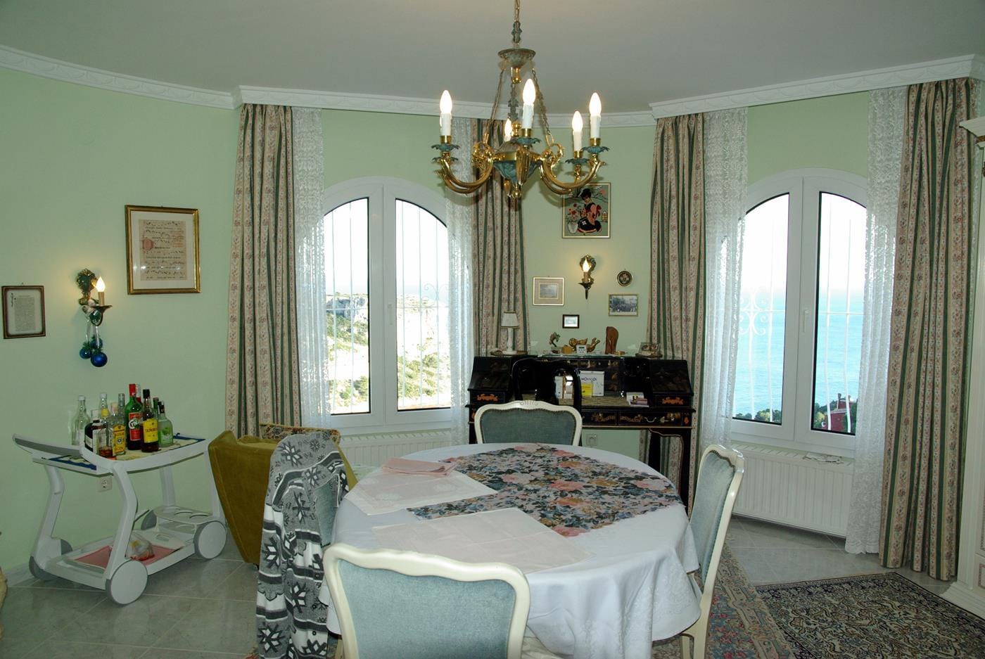 Villa con vistas al mar y cocina de verano en Cumbre del Sol