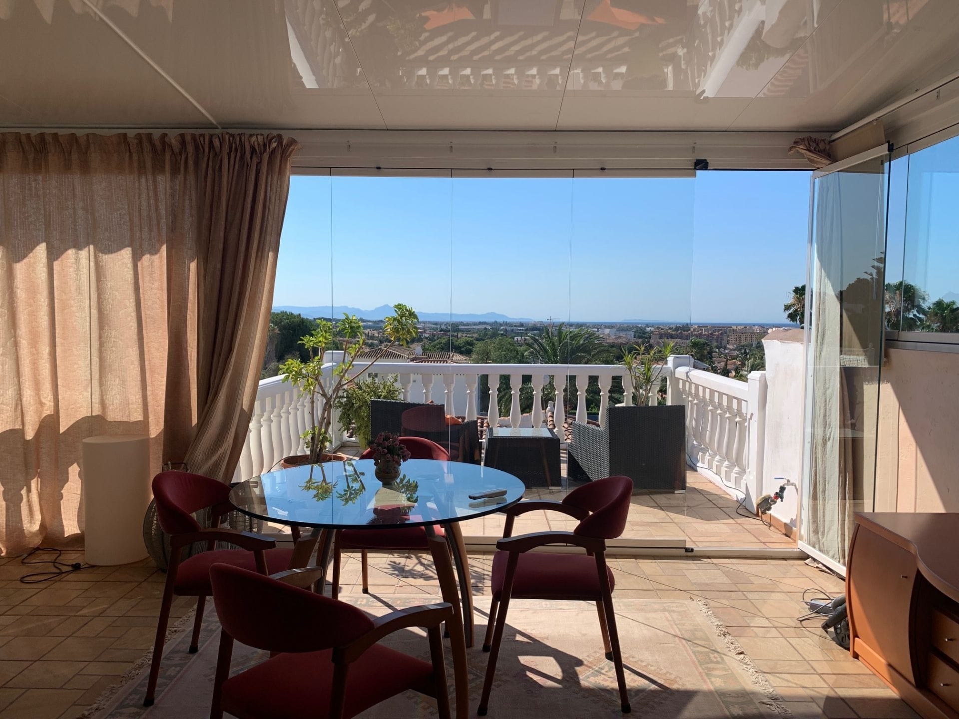 Mediterranes Chalet in Dénia – Miete mit Kaufoption