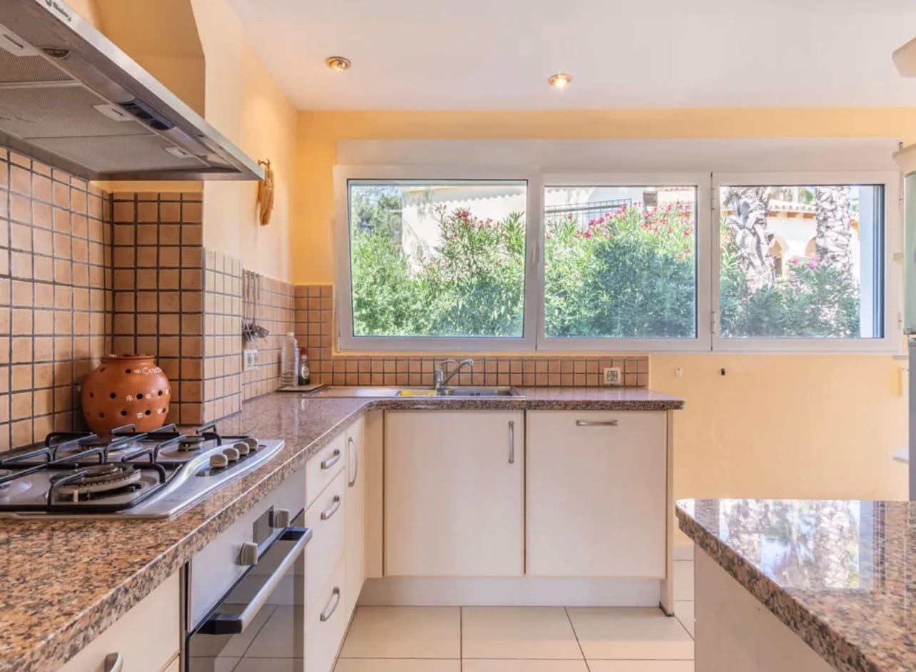 Villa in Moraira with Sea Views and walking distance to the beach