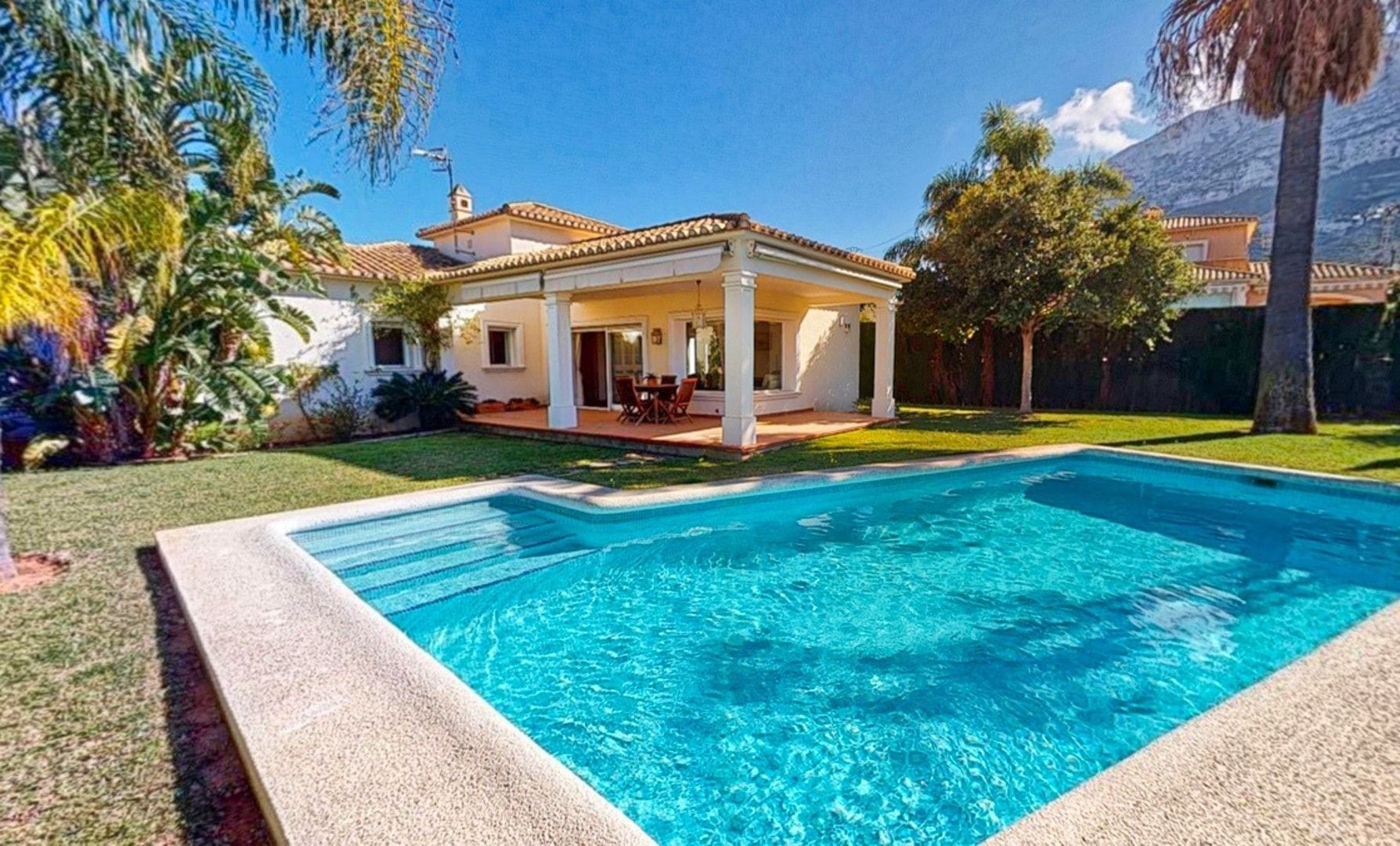CBHX5267 - Villa te koop in Dénia