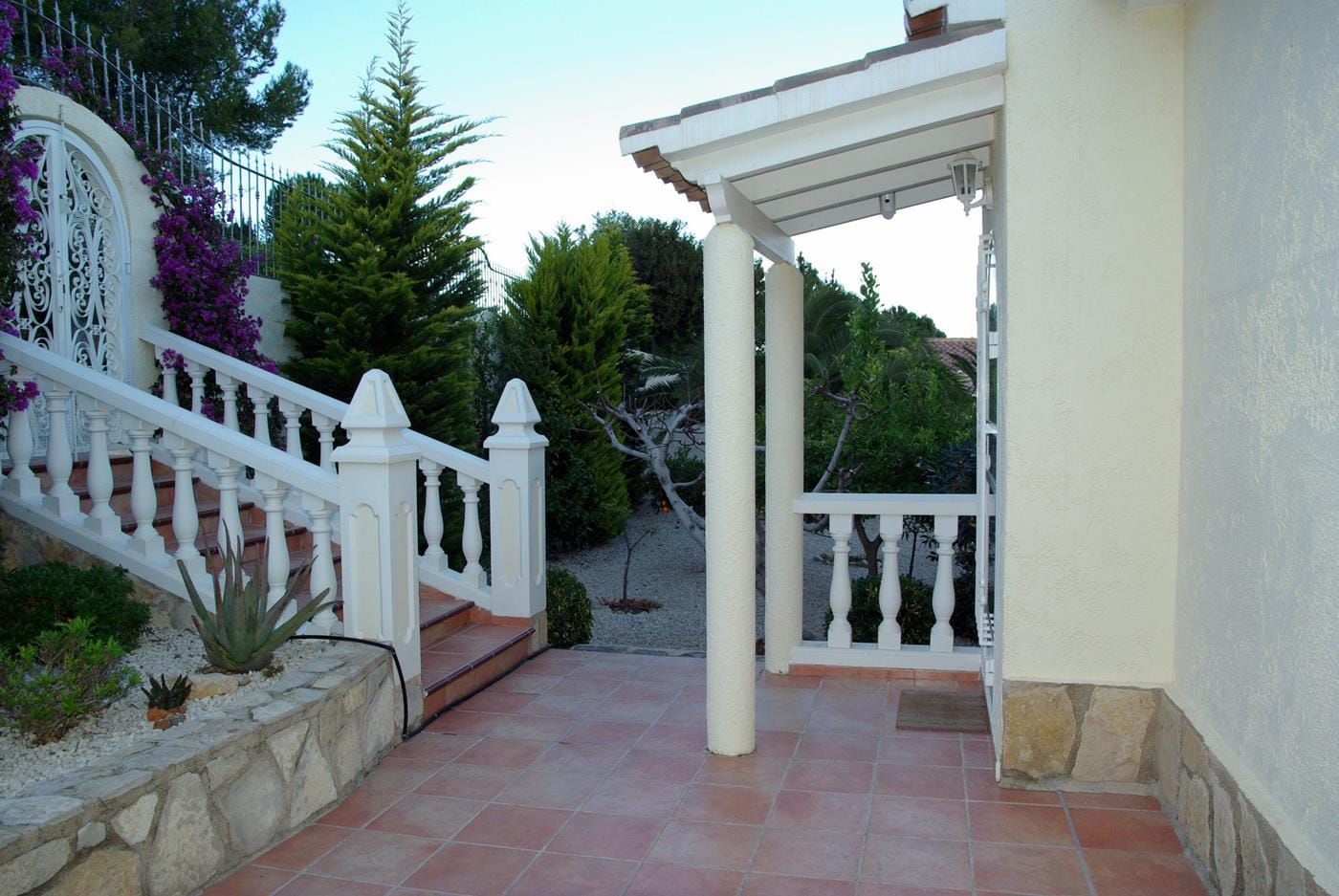 Villa con vistas al mar y cocina de verano en Cumbre del Sol