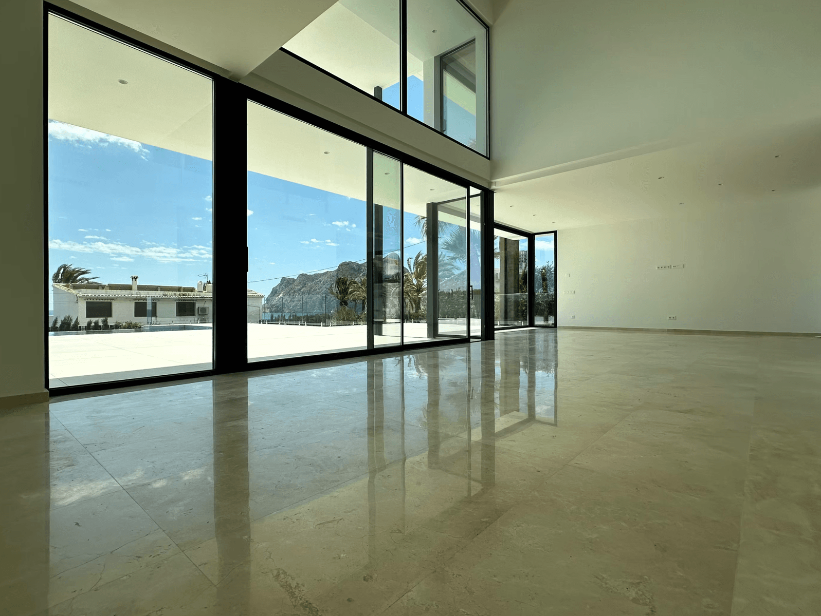 Venta. Chalet/Villa en Calpe