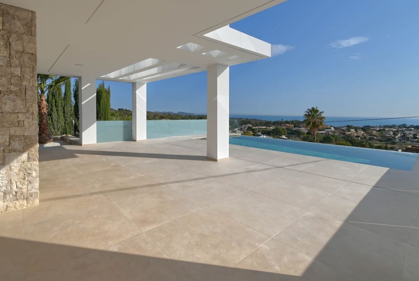 Chalet Nueva construcción vistas al mar en Calpe