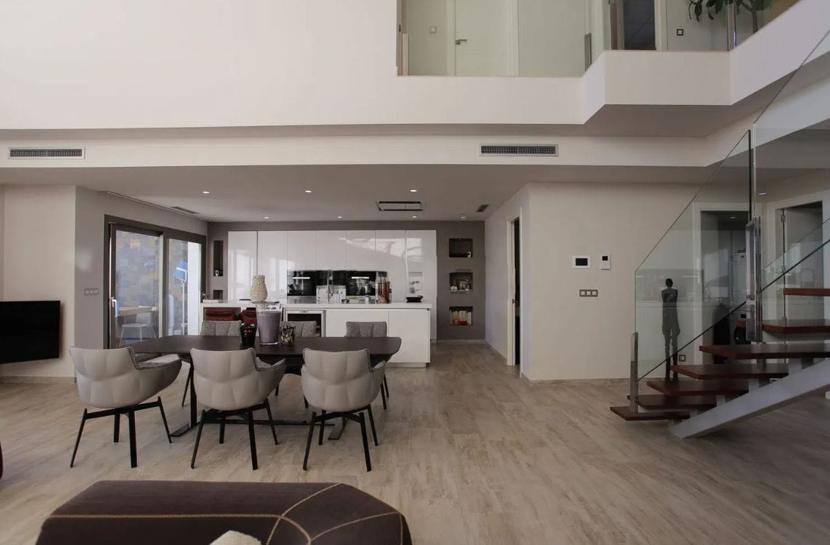 Villa en venta de 5 habitaciones con piscina en Altea