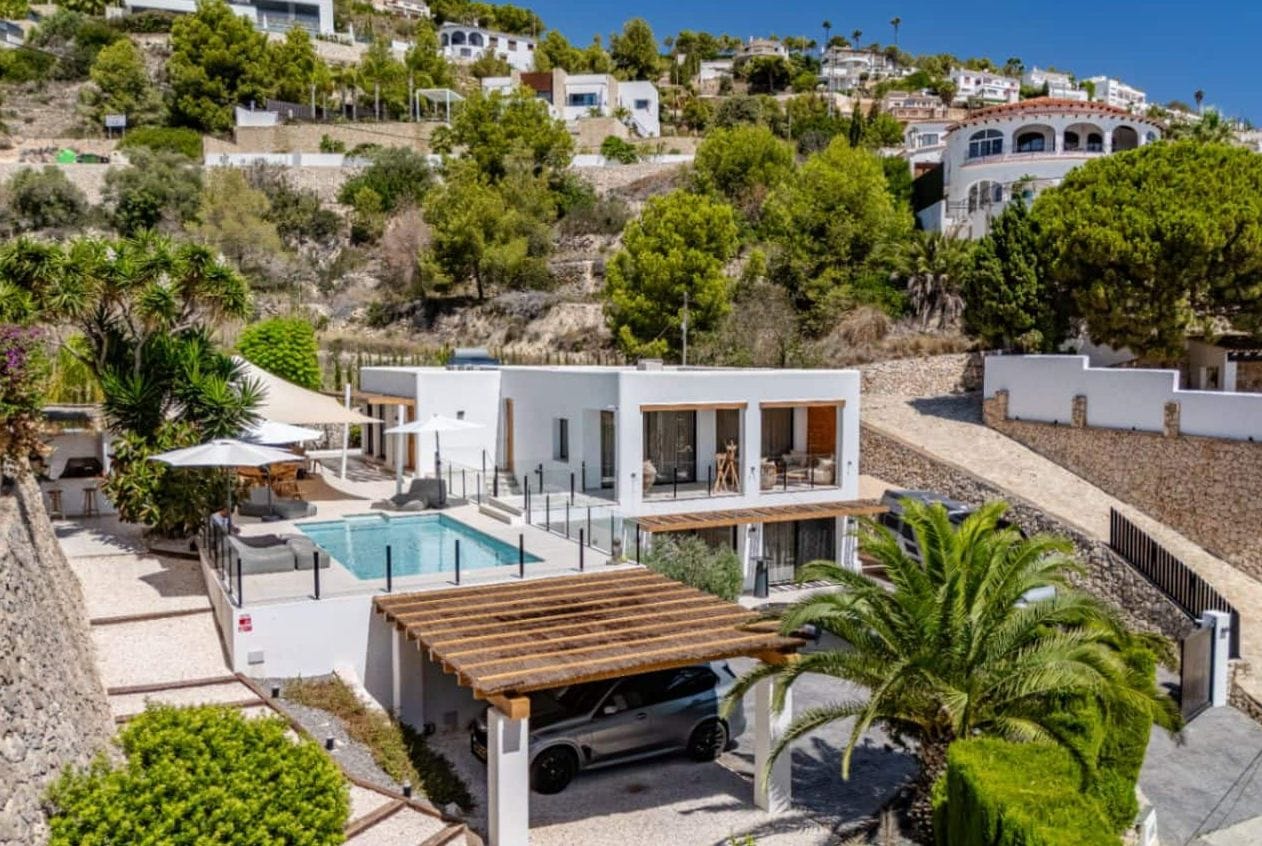 Villa de luxe exclusive neuve avec vue sur la mer à Racó de Galeno, Benissa.