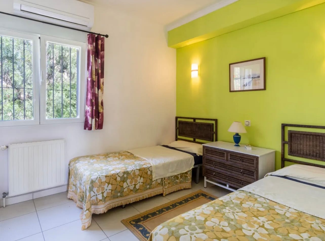 Villa in Moraira with Sea Views and walking distance to the beach