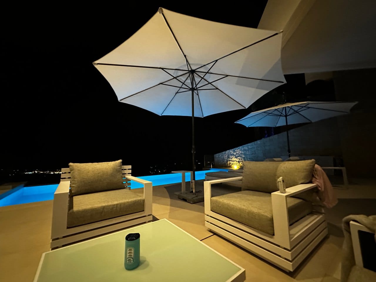 Espectacular villa de lujo con vistas al mar en Moraira, terrazas panorámicas, piscina infinity y azotea wellness