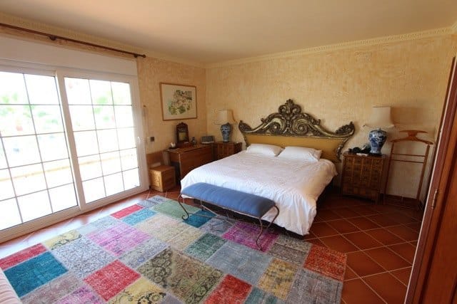 VILLA DANS UN EXCELLENT EMPLACEMENT