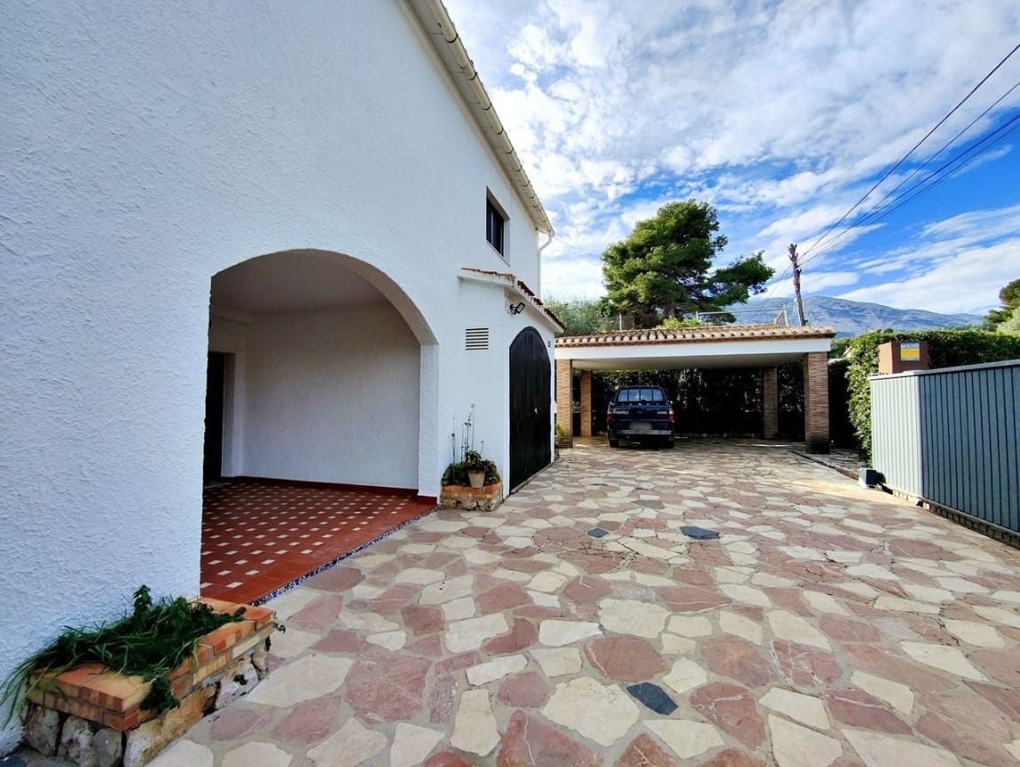 Villa à vendre à Las Rotas Denia