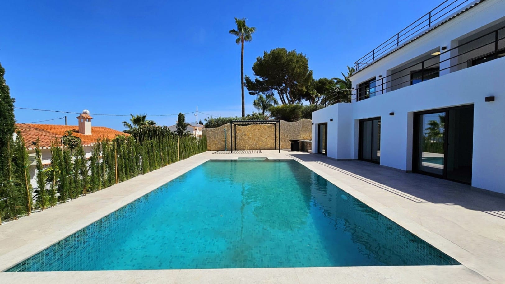 Villa mit 4 Schlafzimmern in Denia, Montgó