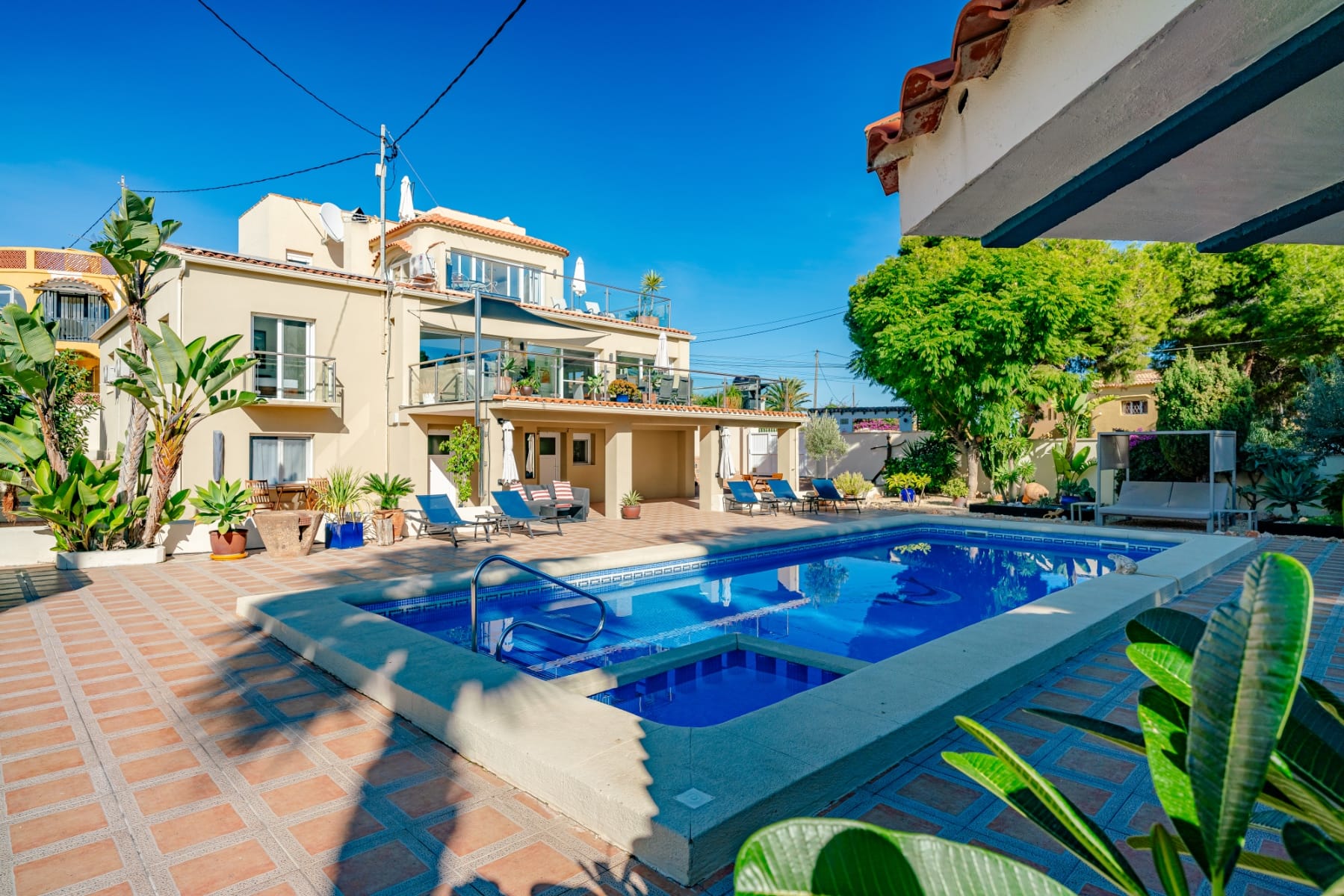 Venta. Chalet/Villa en Calpe