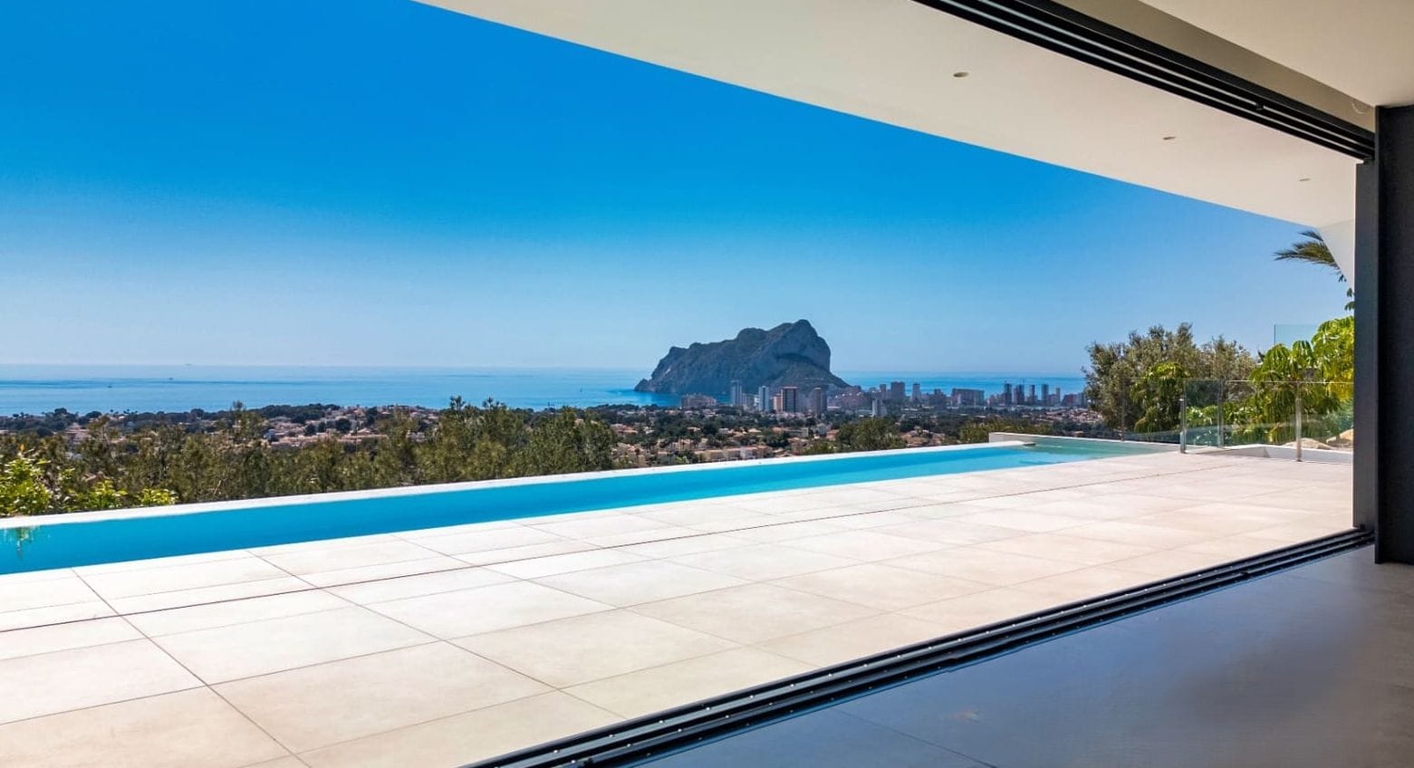 Exclusieve Luxe Villa met Panoramisch Uitzicht op Zee in Benissa