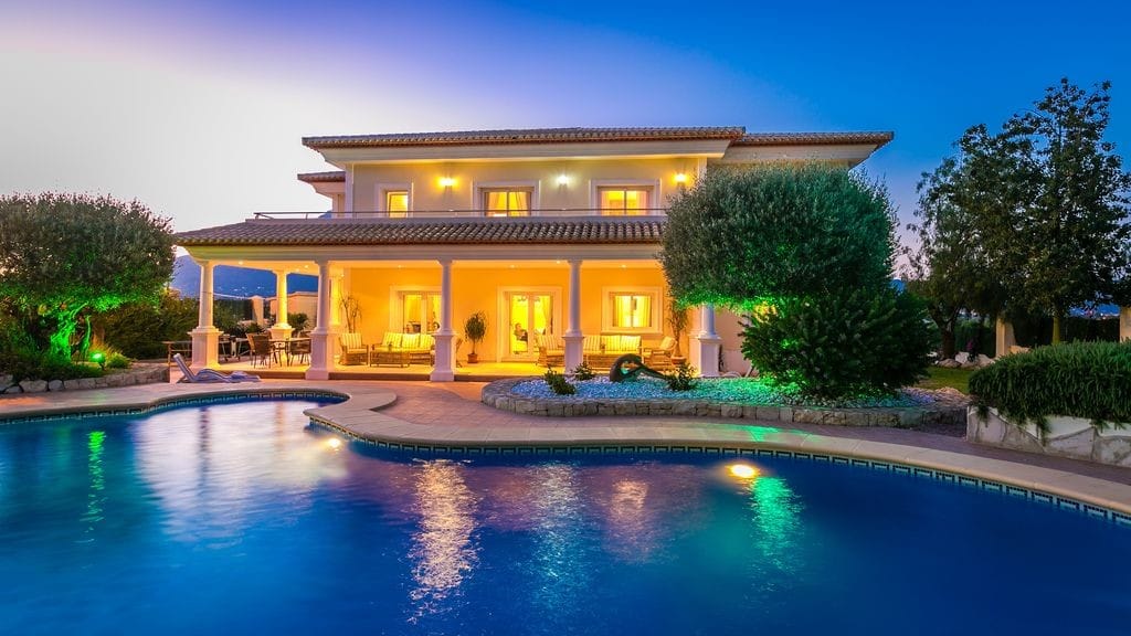 Venta. Chalet/Villa en Jávea