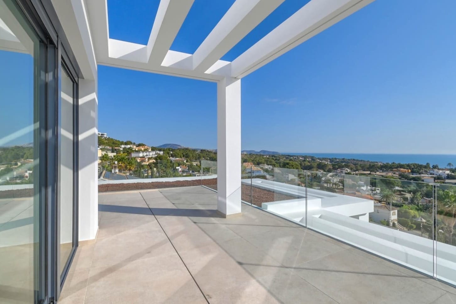 Chalet Nueva construcción vistas al mar en Calpe