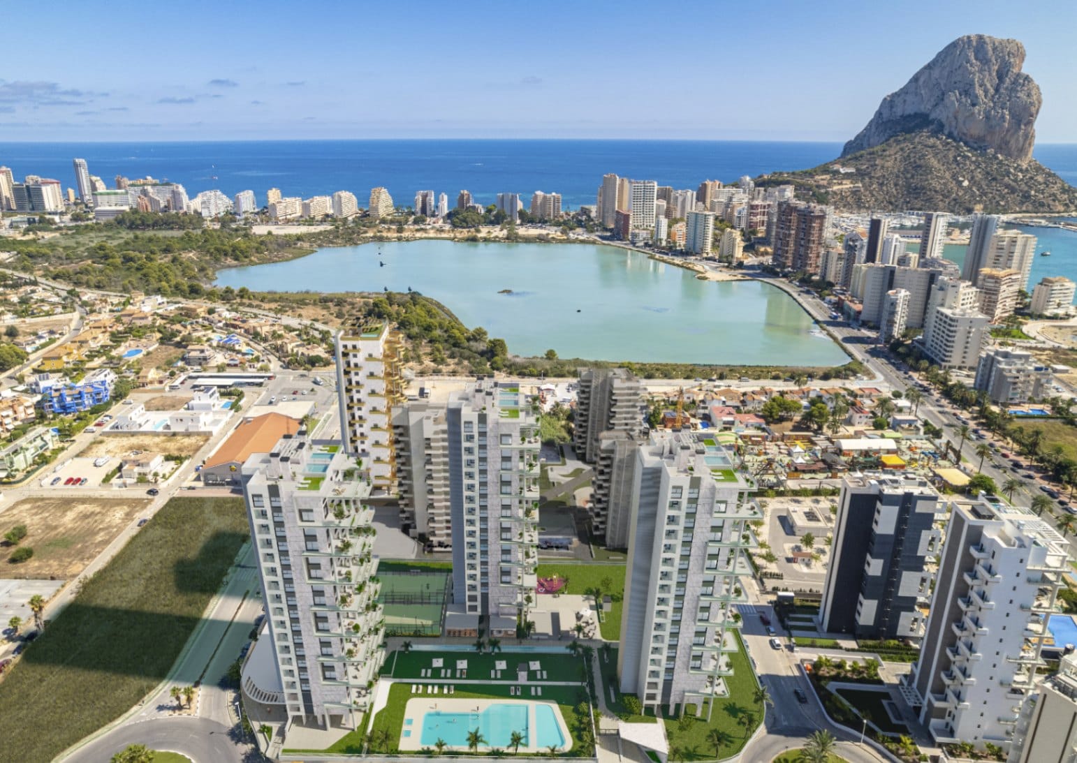 Espectacular Apartamento en 9ª Planta con Doble Altura – 3 Dormitorios en Calpe