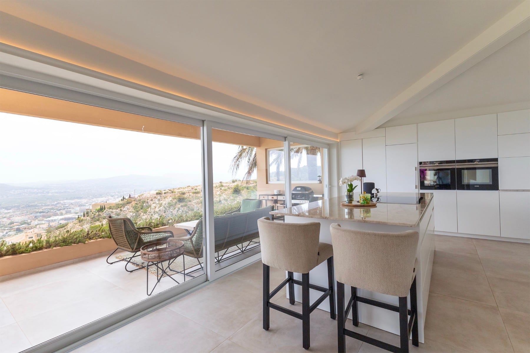 Venta. Chalet/Villa en Jávea