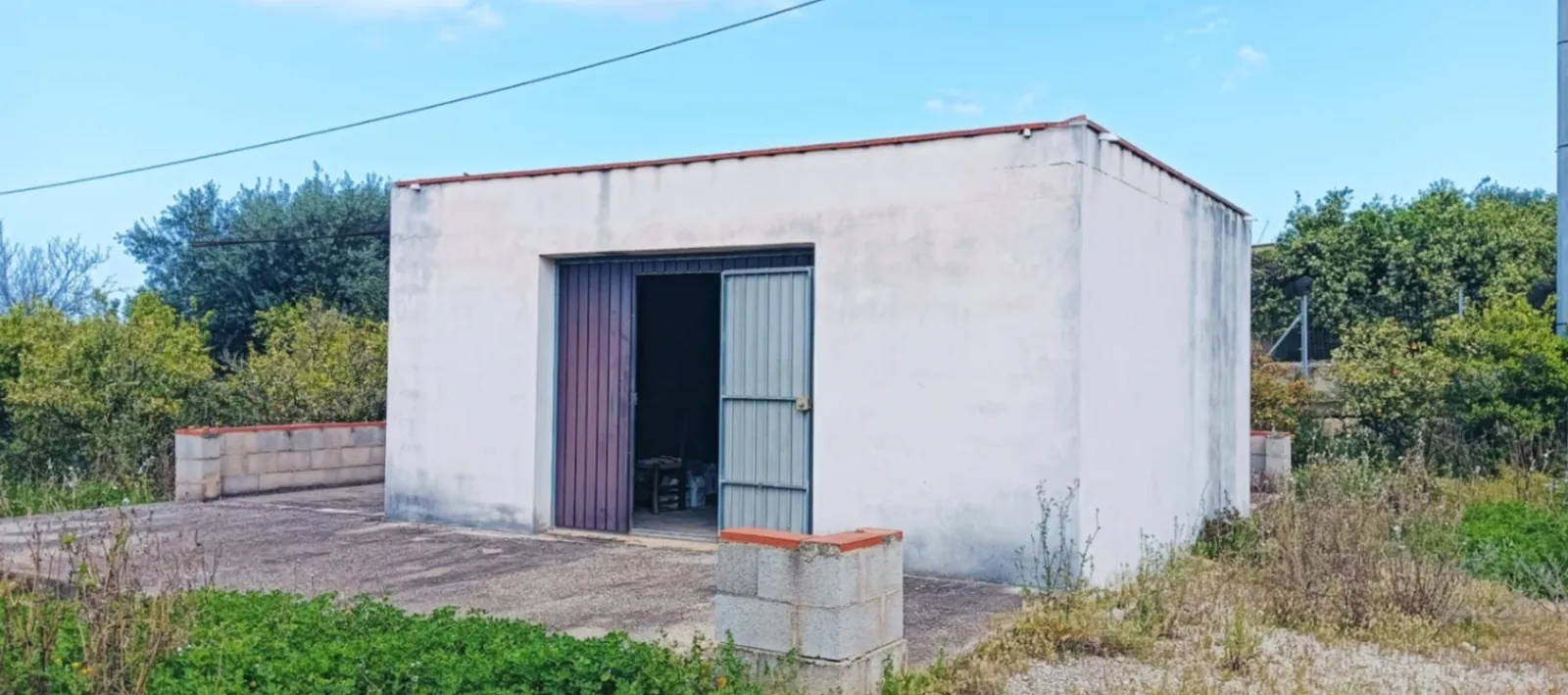 Terreno en Pego con agua, luz y posibilidad de construcción