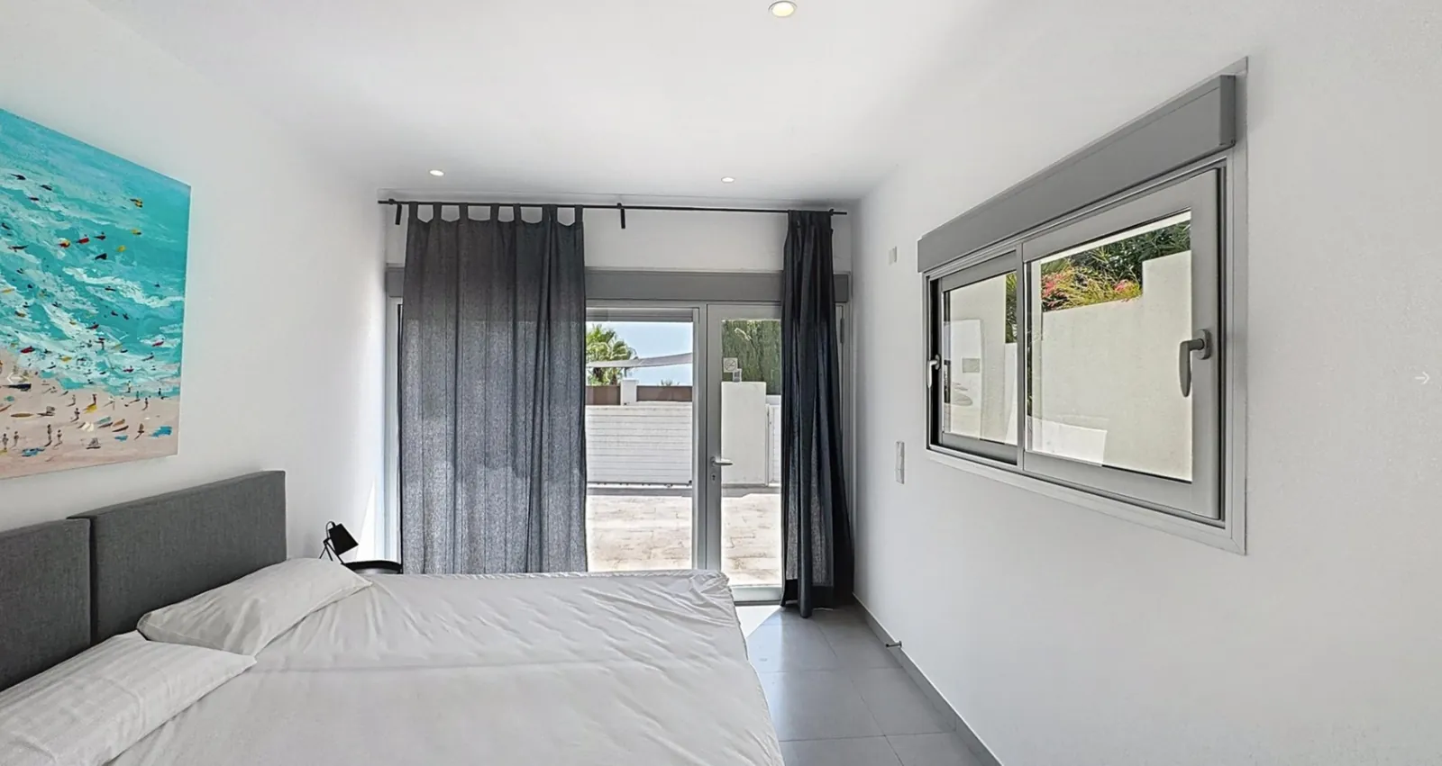 Villa moderna con vistas al mar en zona residencial de Moraira