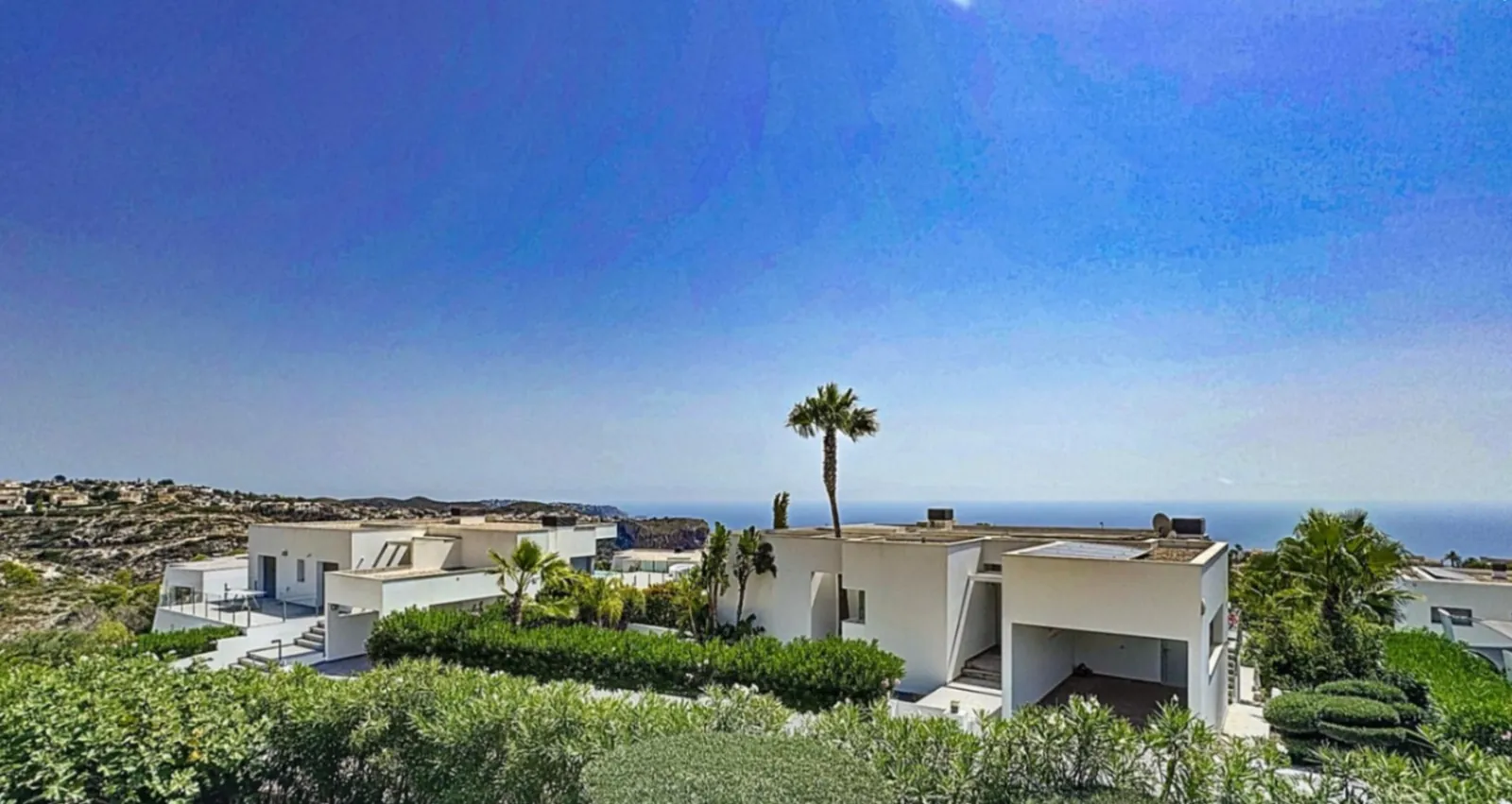 Villa moderna con vistas al mar en zona residencial de Moraira
