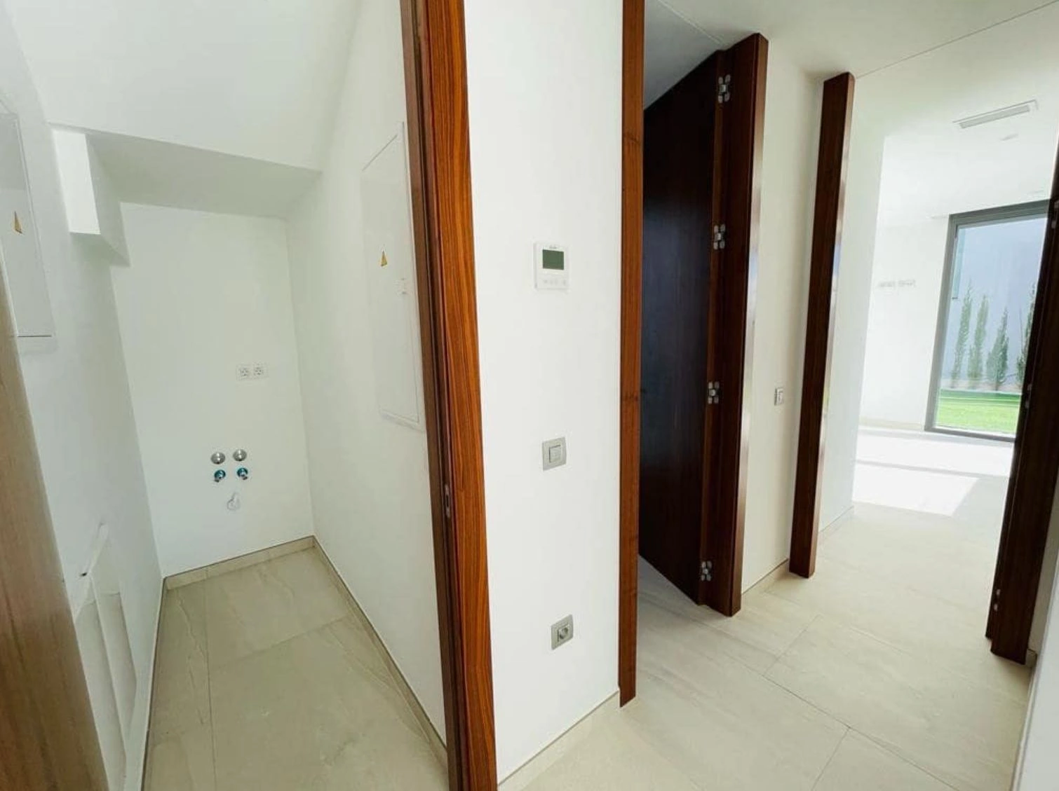 Exclusieve moderne villa met uitzicht op zee in Sierra Cortina Benidorm