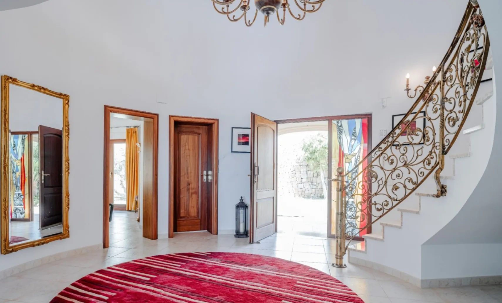 Venta de chalet en Moraira con 3 habitaciones y piscina