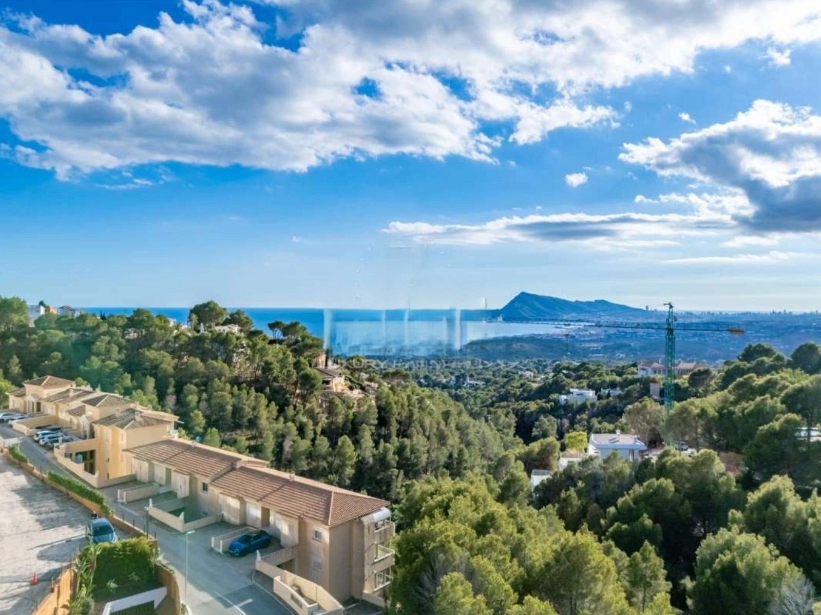 Villa de lujo en Altea de Sierra con vistas al mar