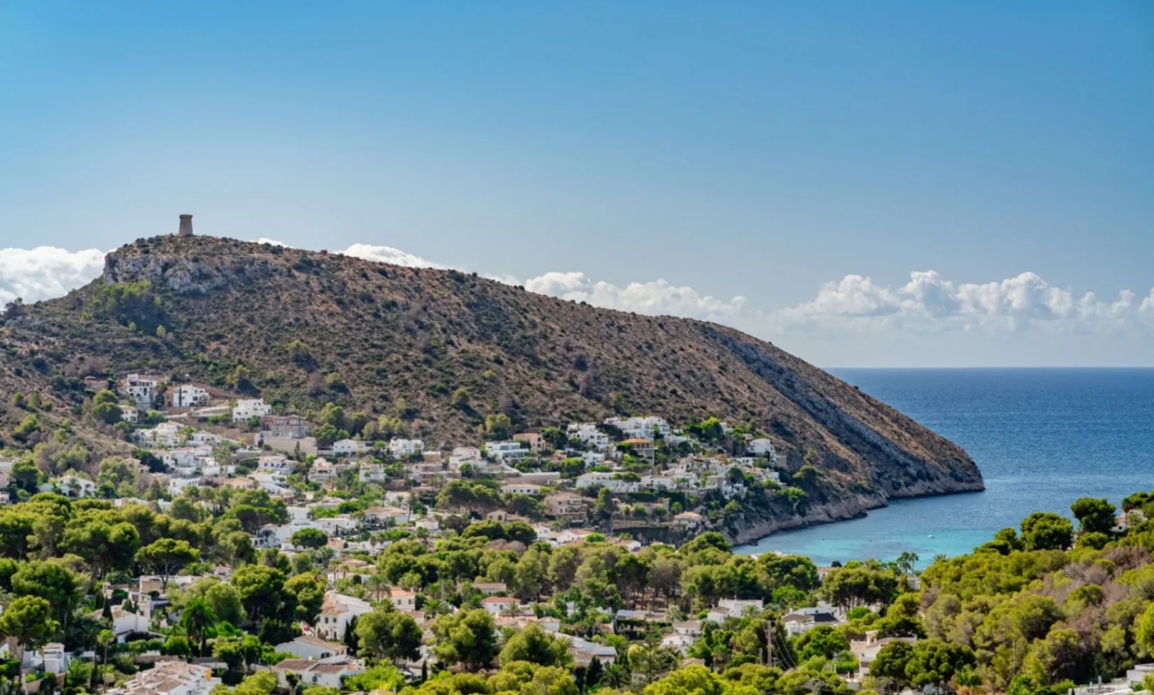 Venta de chalet en Moraira con 3 habitaciones y piscina