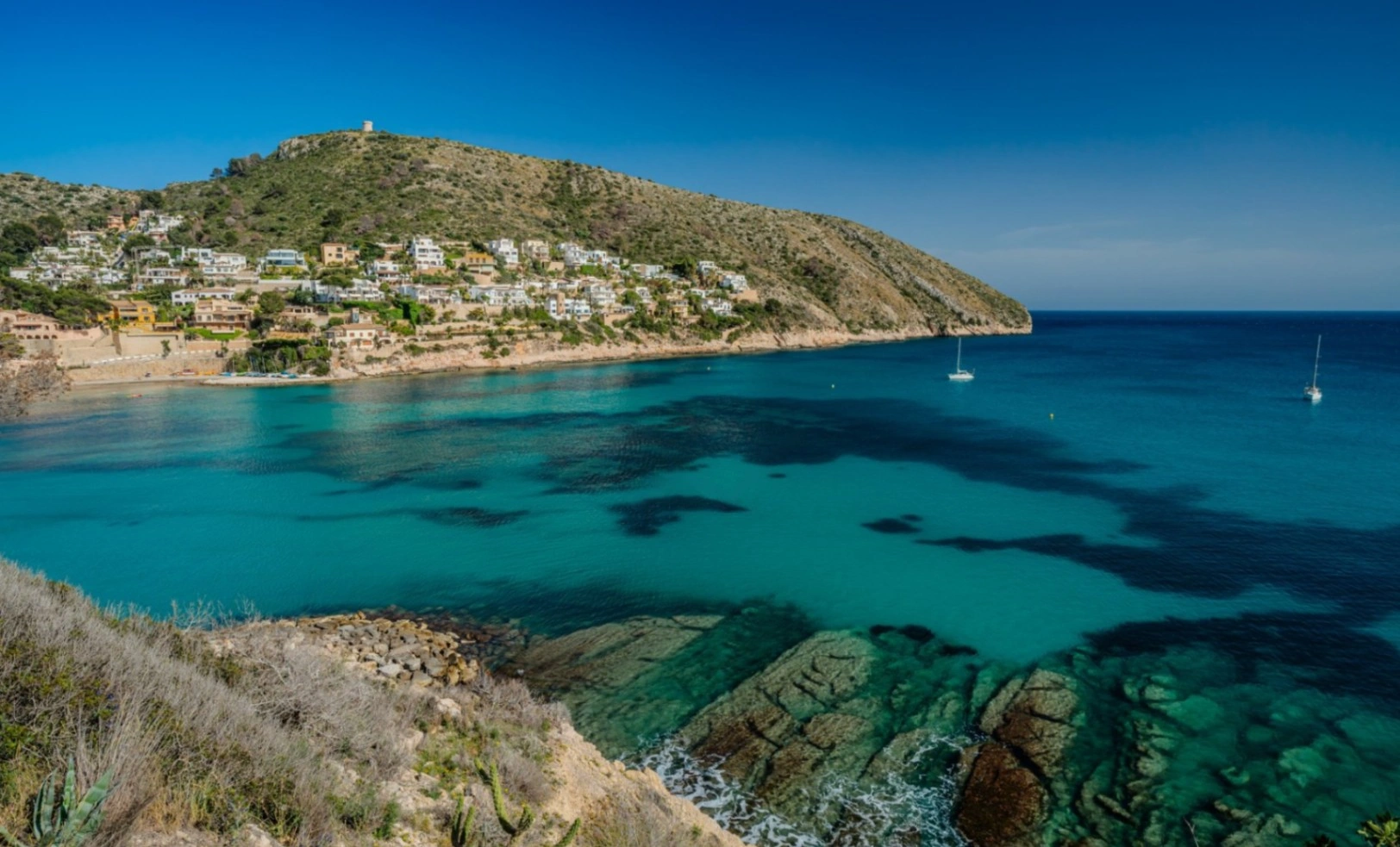 Venta de chalet en Moraira con 3 habitaciones y piscina