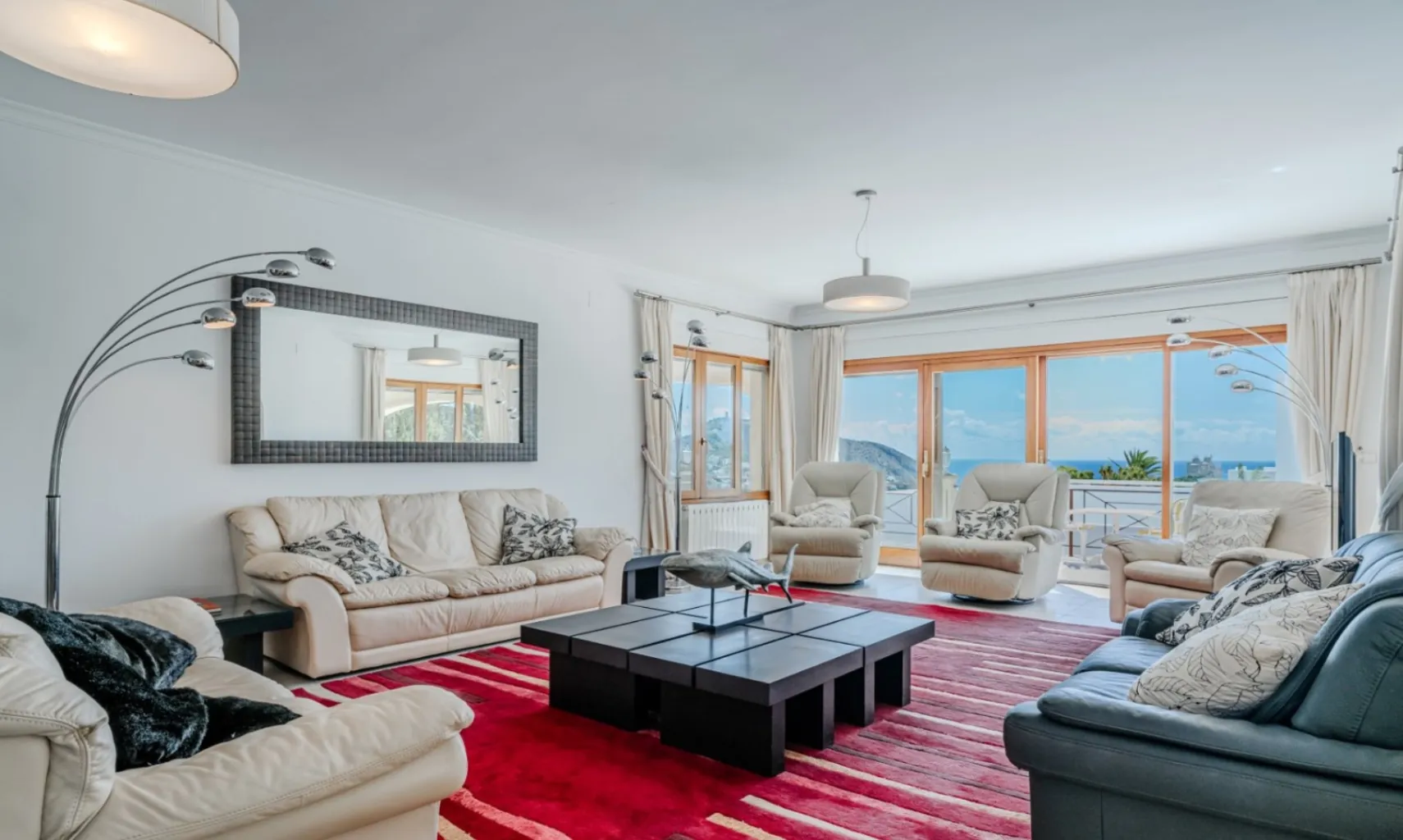 Venta de chalet en Moraira con 3 habitaciones y piscina