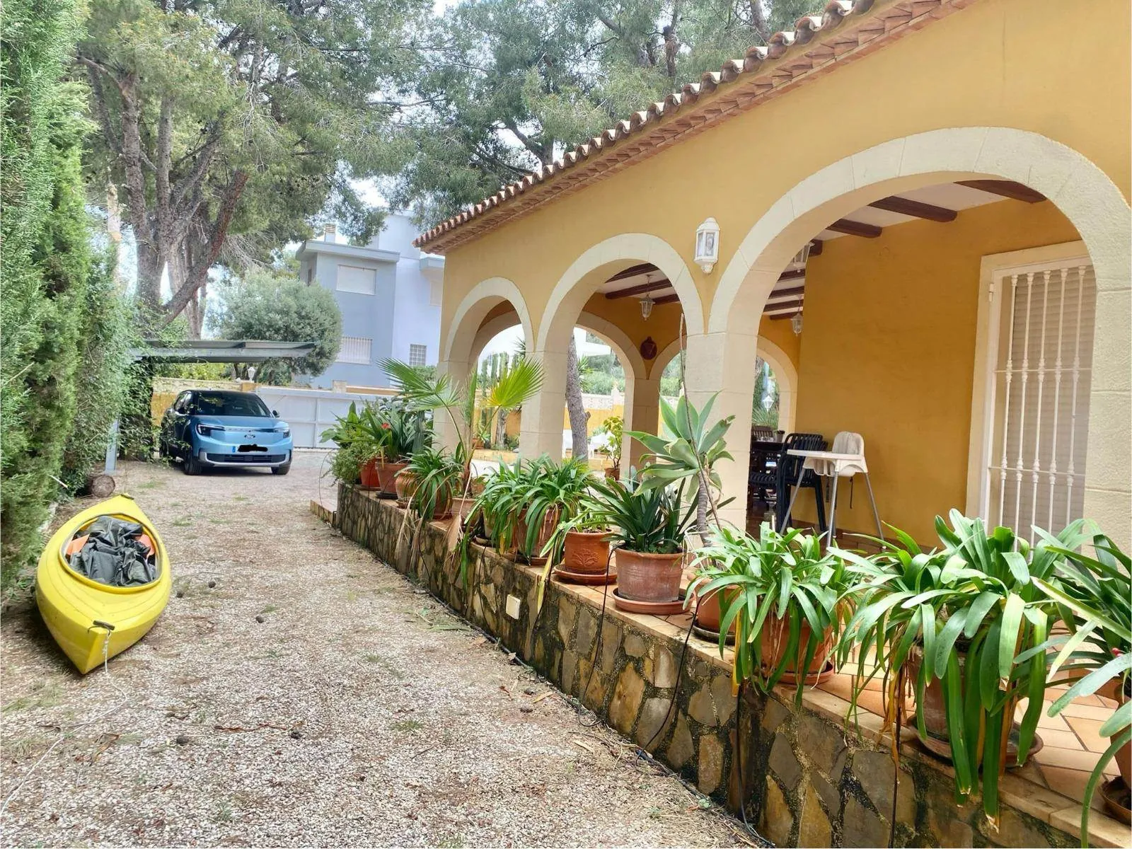 Classic villa located in Las Rotas in Dénia, 120 m from the sea.