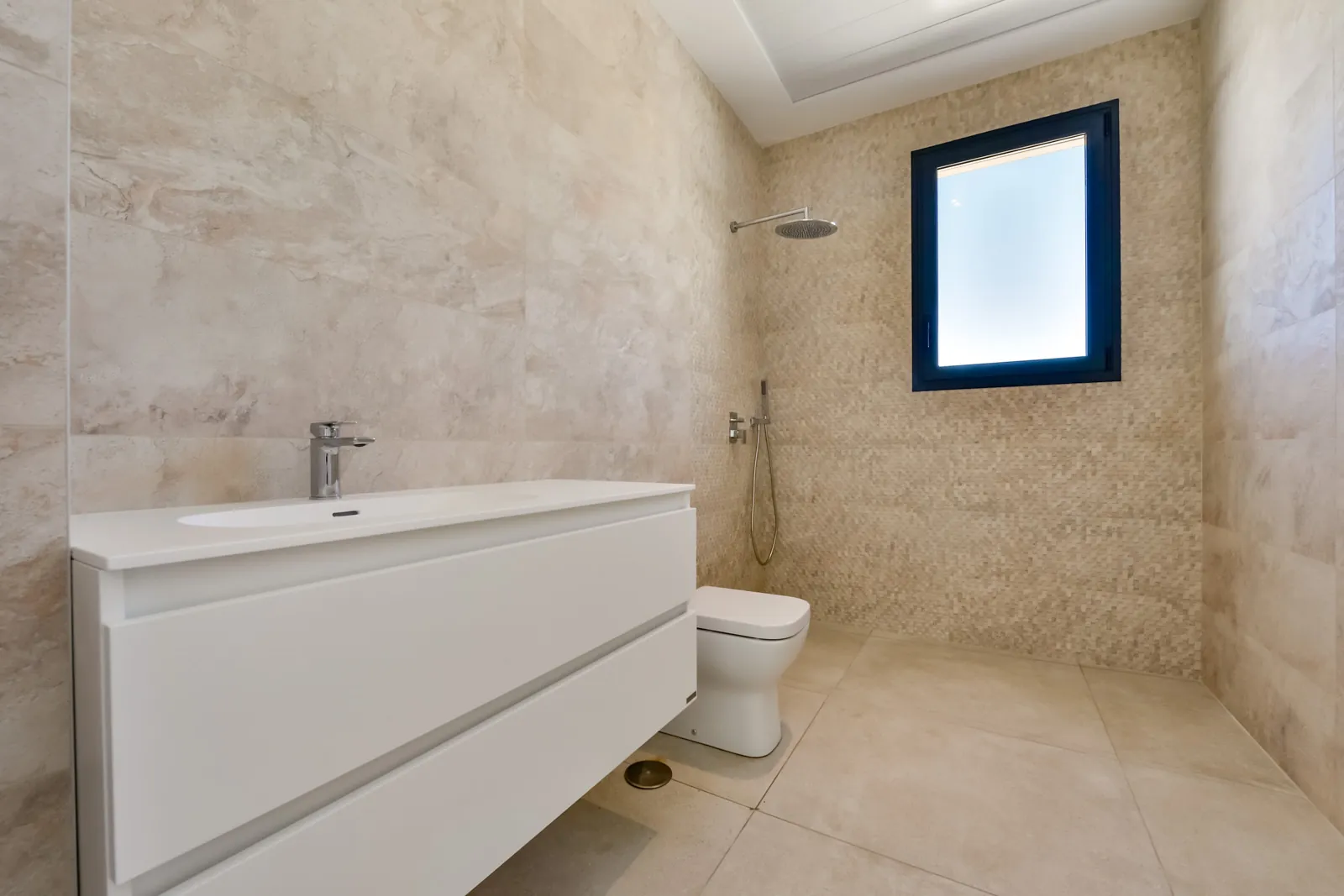 Villa contemporánea con vistas al mar en Finestrat, a 5 minutos de Benidorm