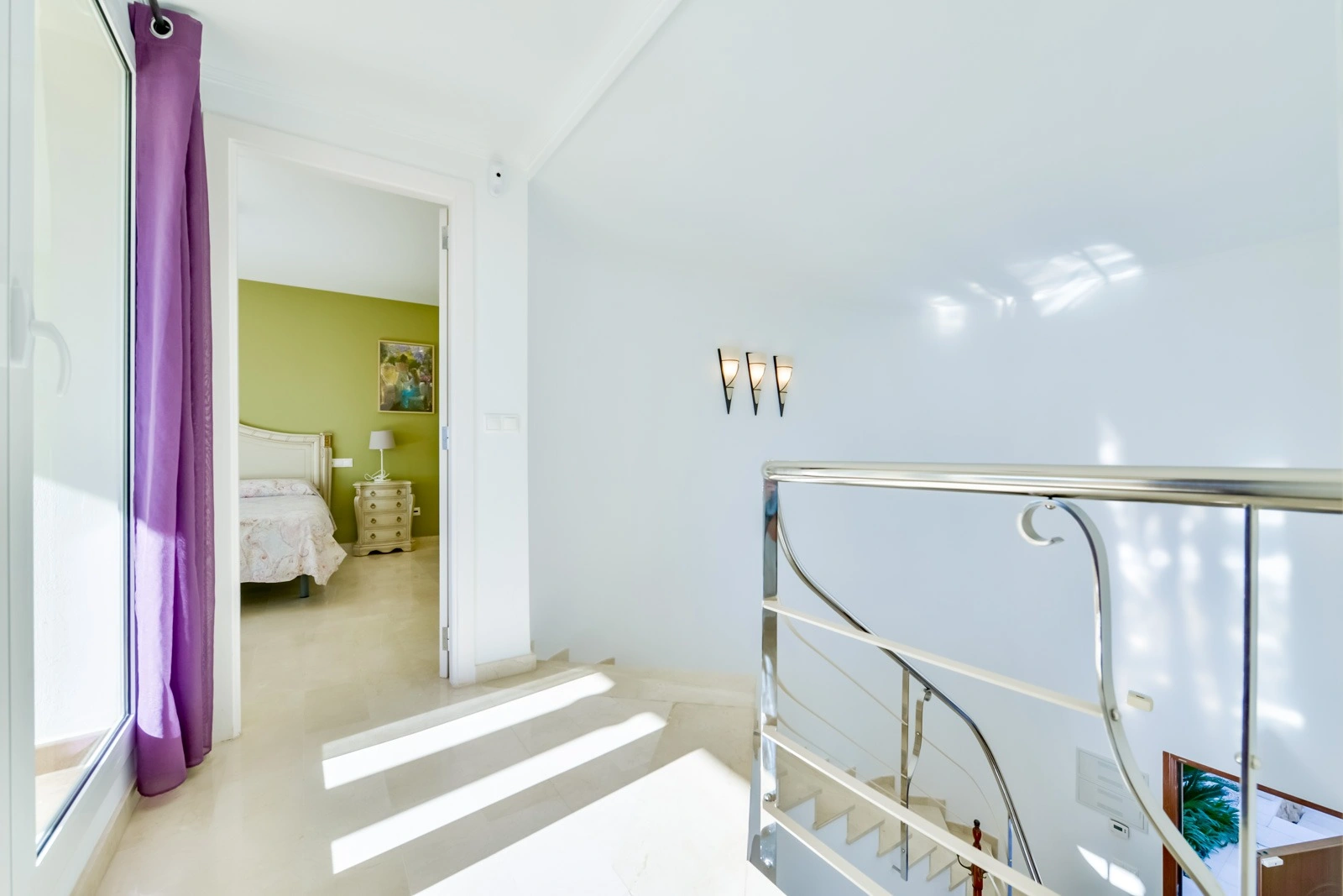 Villa à Sierra Cortina avec vue sur la mer et Benidorm, avec piscine privée.