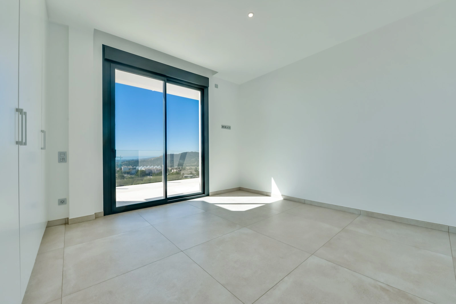 Villa contemporánea con vistas al mar en Finestrat, a 5 minutos de Benidorm