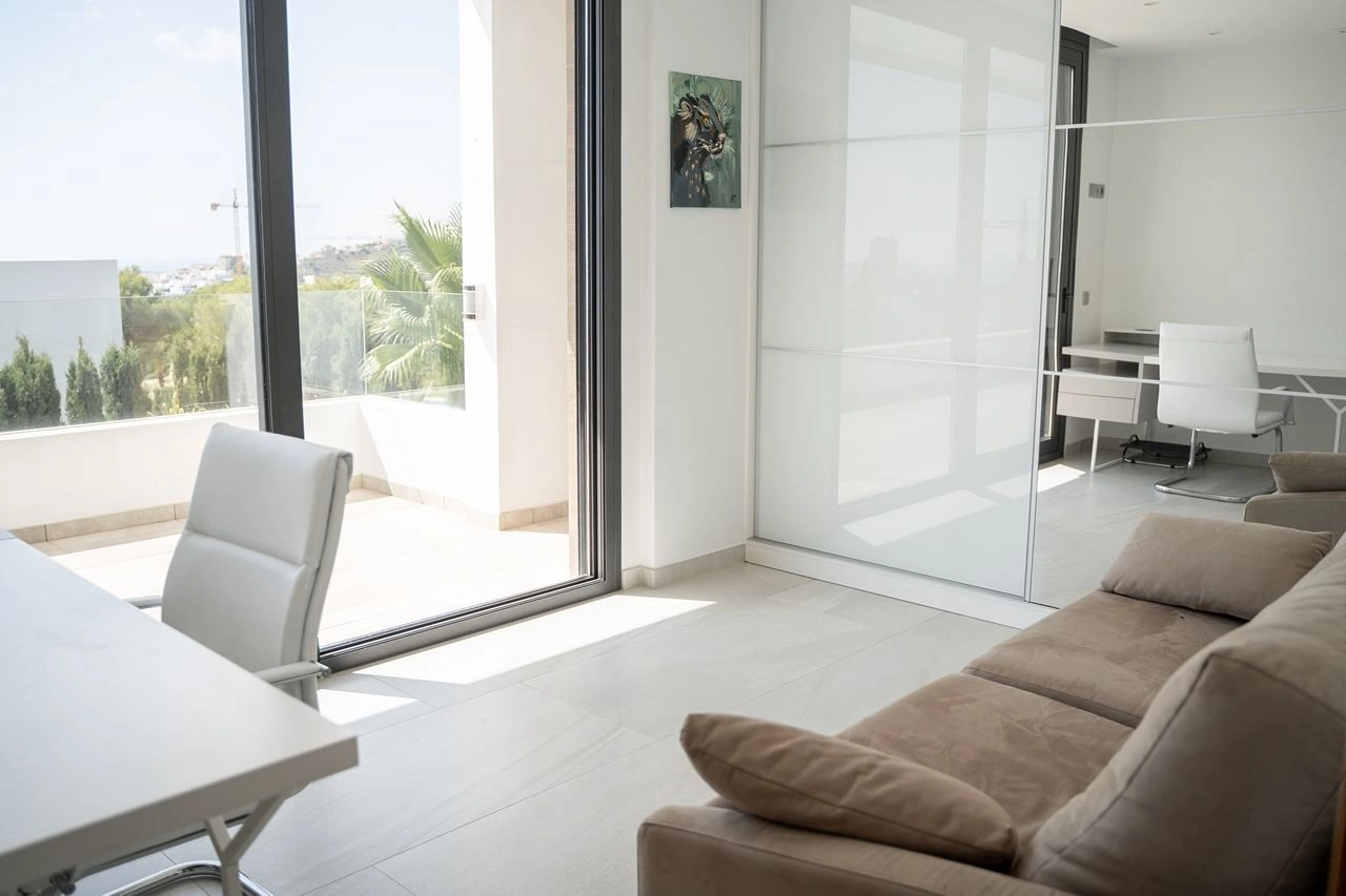 Contemporary villa with private garden and sea views in Sierra Cortina