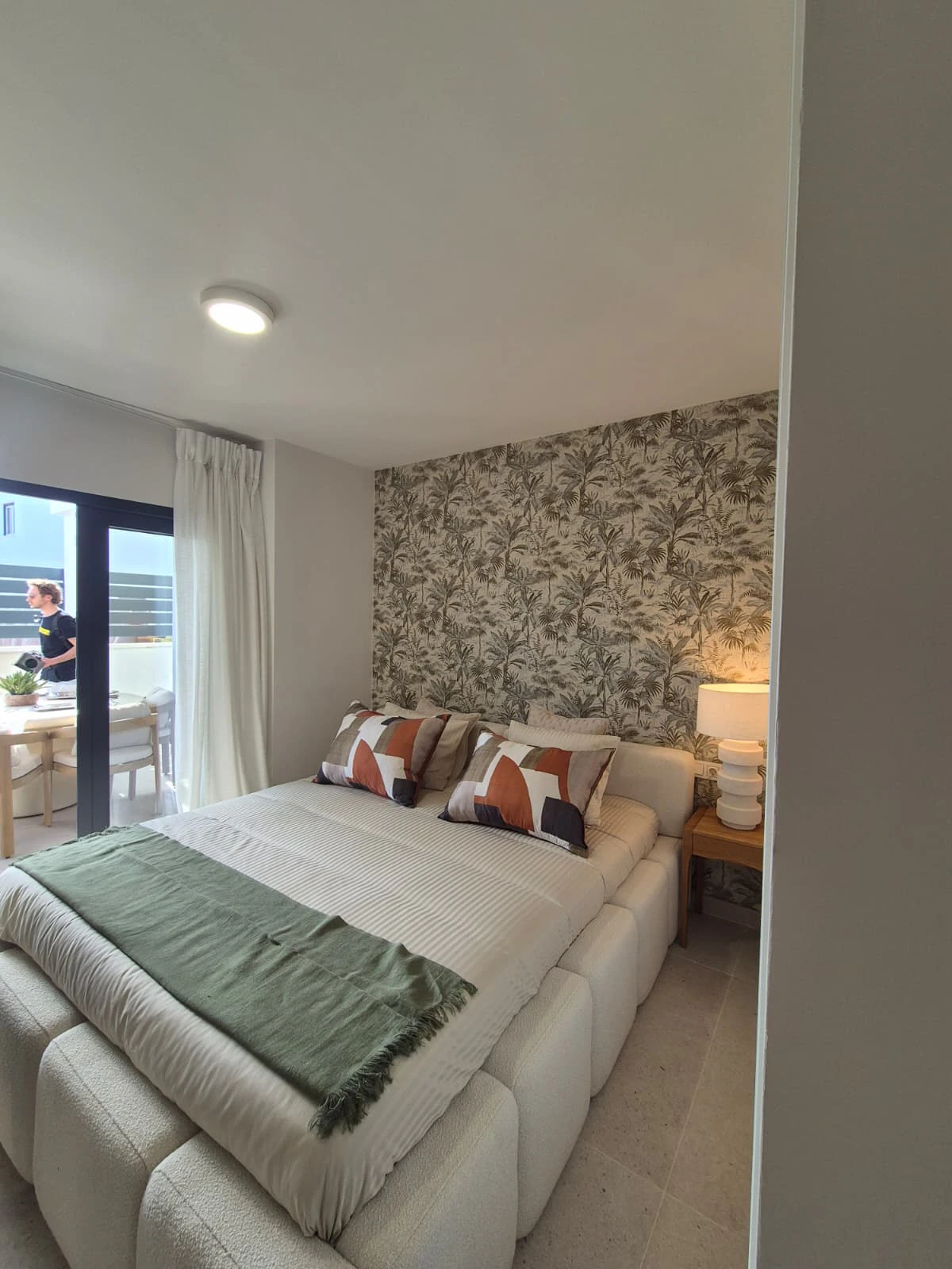 Apartamento de obra nueva de 3 dormitorios en la primera planta en Javea
