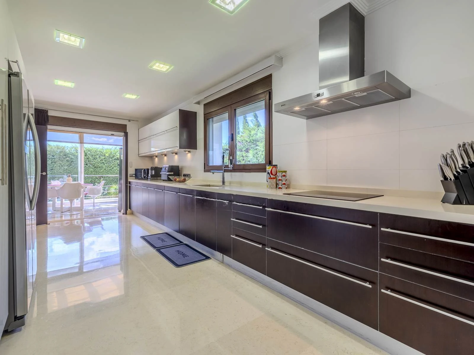 Villa de lujo con domótica, piscina climatizada y vistas al Montgó en Jávea