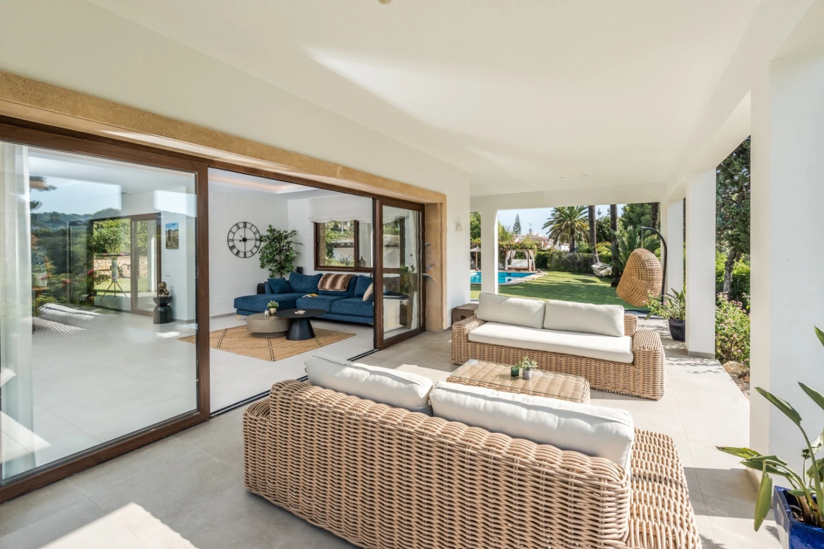 Villa mediterránea de lujo en Jávea – diseño exclusivo, privacidad total y parcela de 2.500 m²