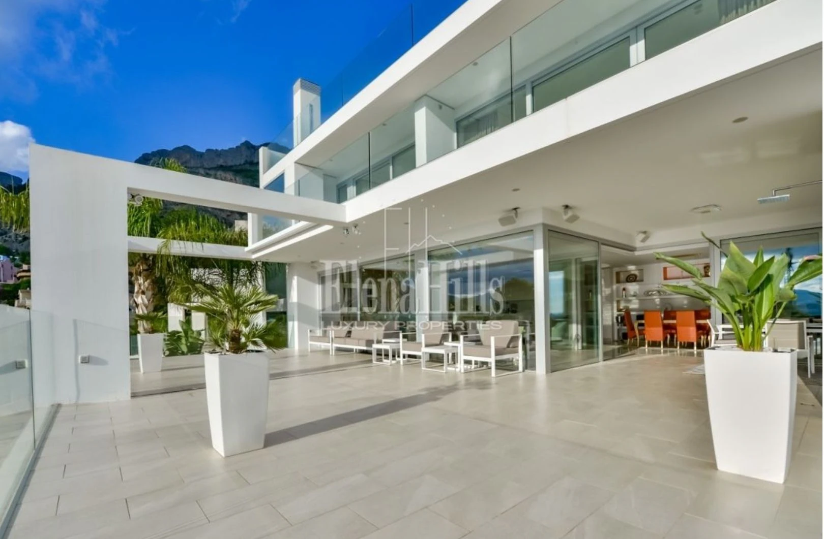 Villa de lujo en Altea de Sierra con vistas al mar