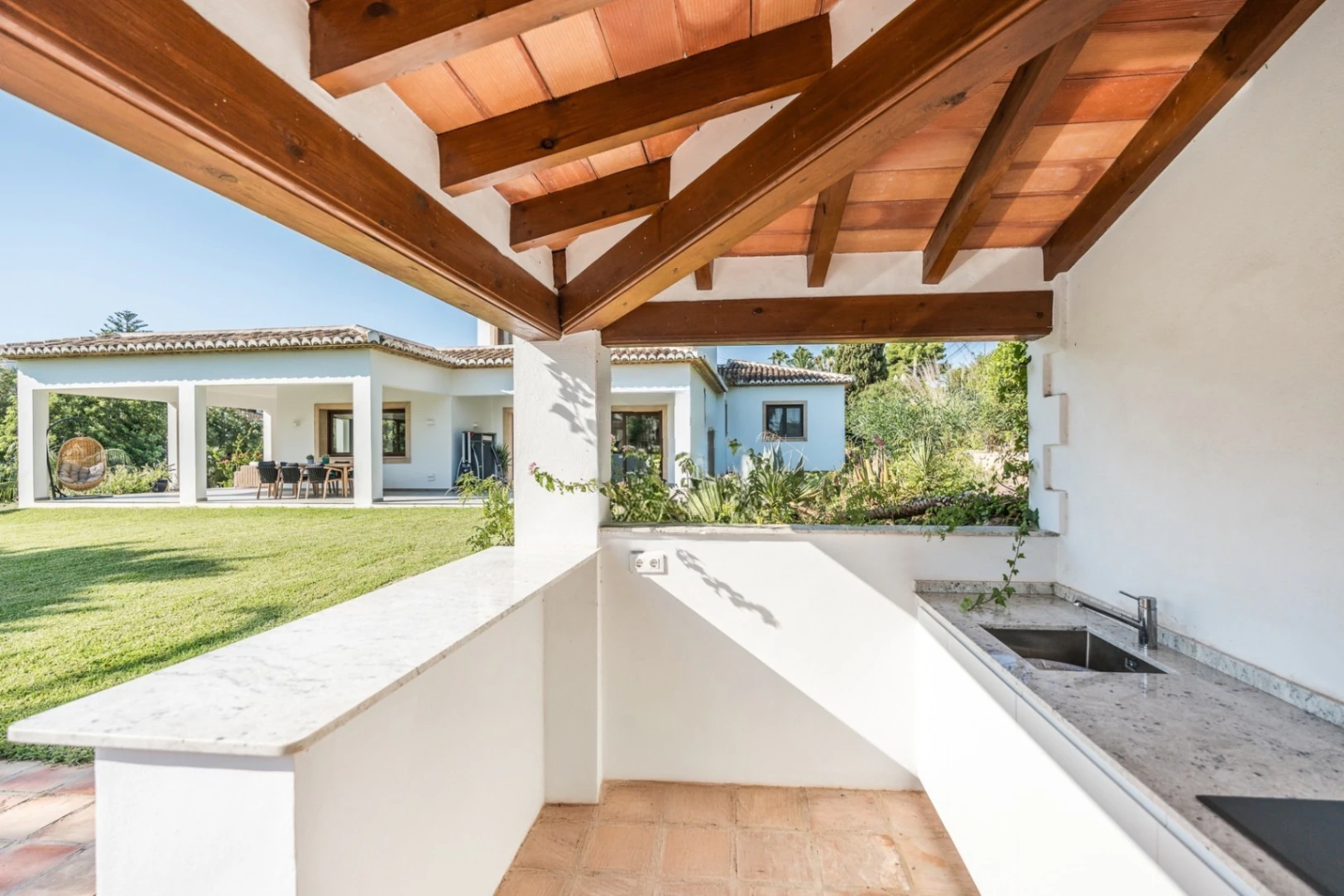Villa mediterránea de lujo en Jávea – diseño exclusivo, privacidad total y parcela de 2.500 m²