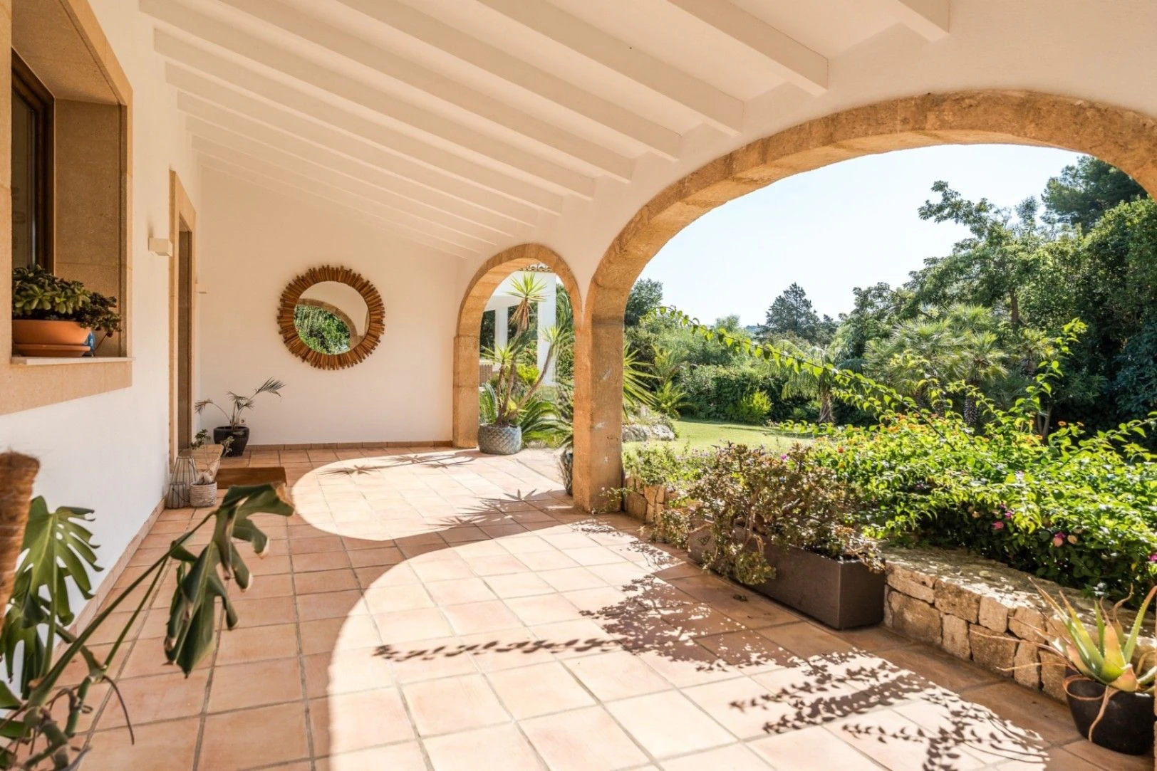 Villa mediterránea de lujo en Jávea – diseño exclusivo, privacidad total y parcela de 2.500 m²