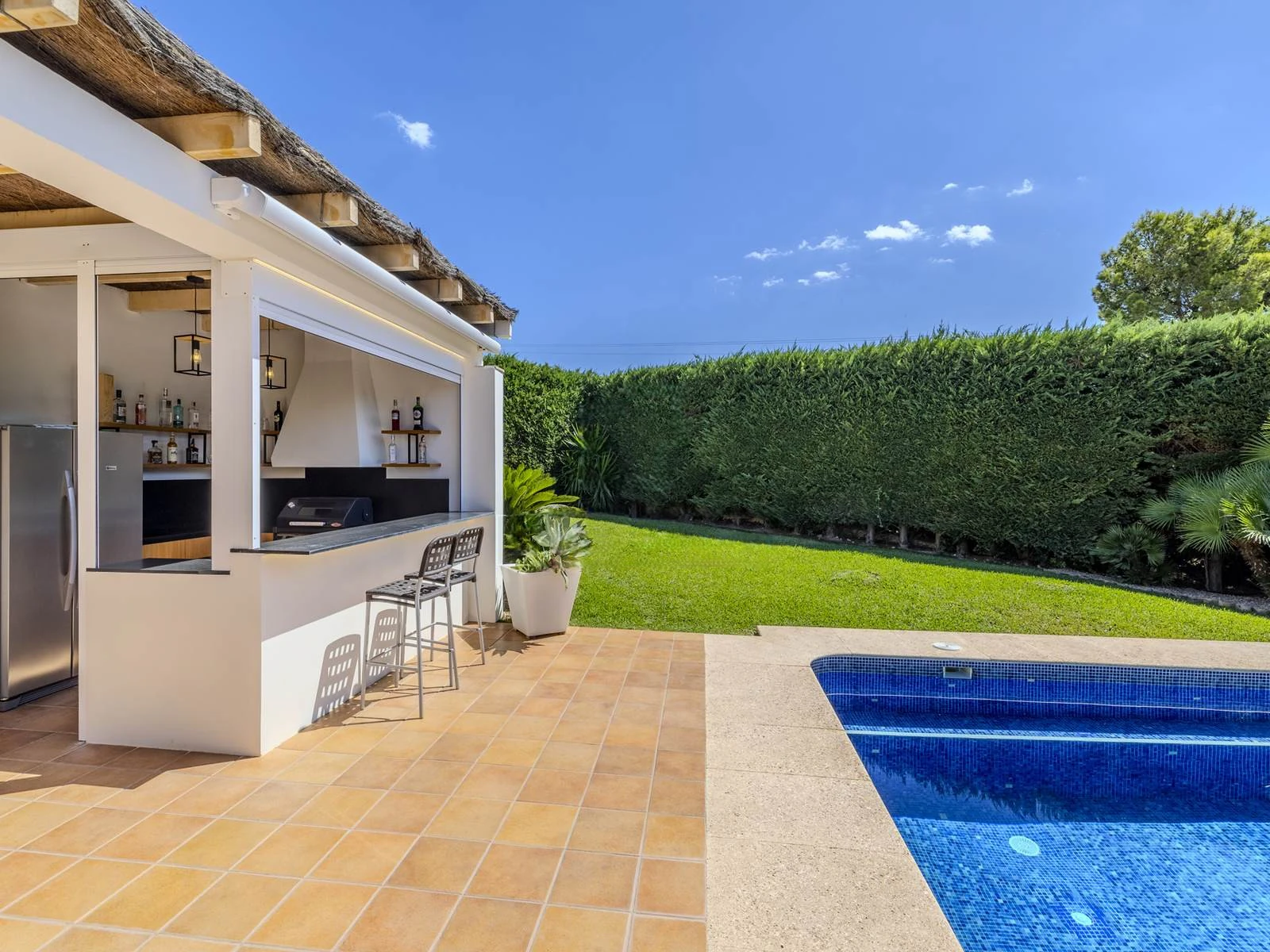 Villa de lujo con domótica, piscina climatizada y vistas al Montgó en Jávea