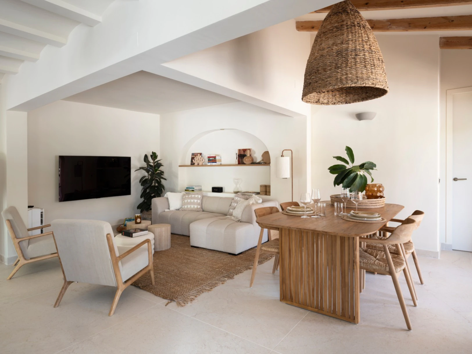 Chalet en venta de 5 dormitorios con piscina en Jávea