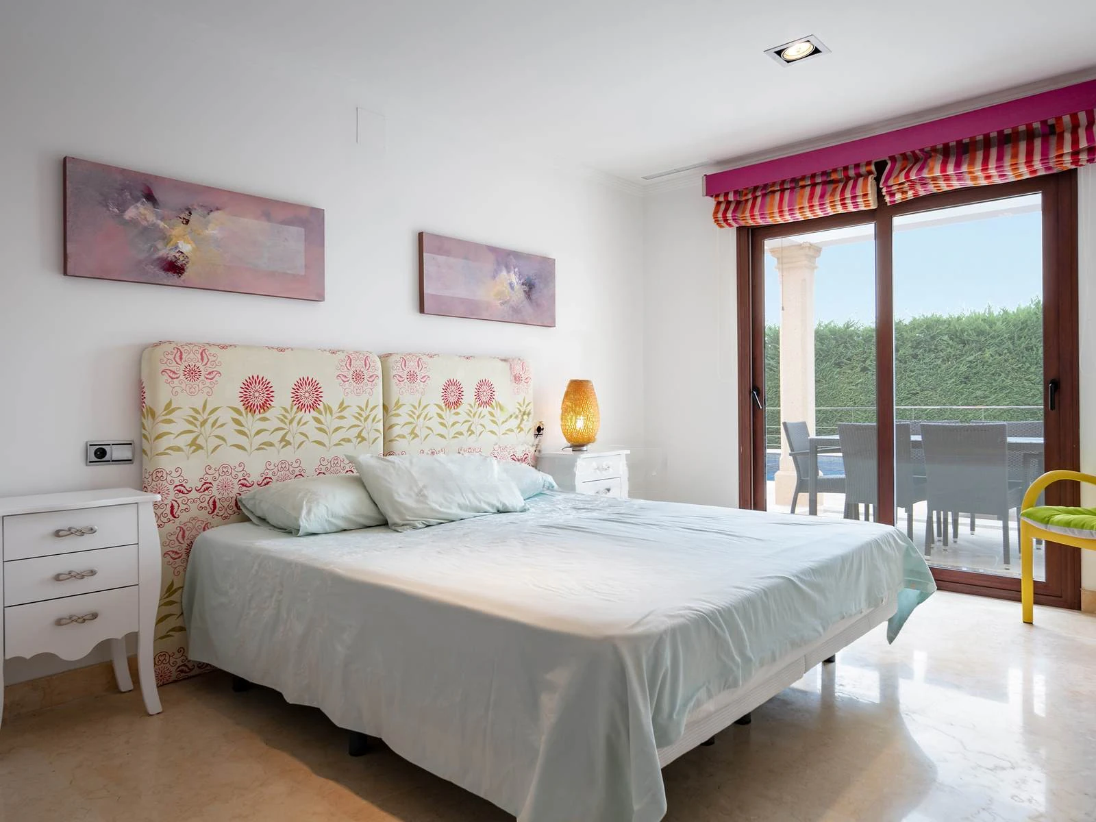 Villa de lujo con domótica, piscina climatizada y vistas al Montgó en Jávea