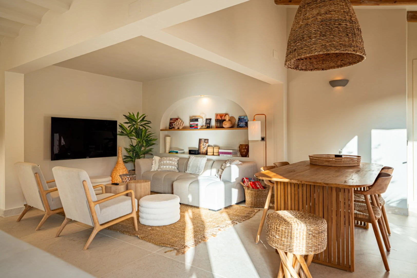 Chalet en venta de 5 dormitorios con piscina en Jávea
